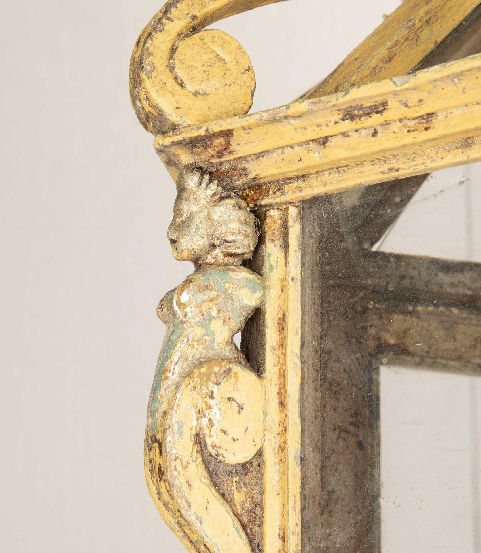 17th Century Florentine Hand Carved Wooden Lantern For Sale 3