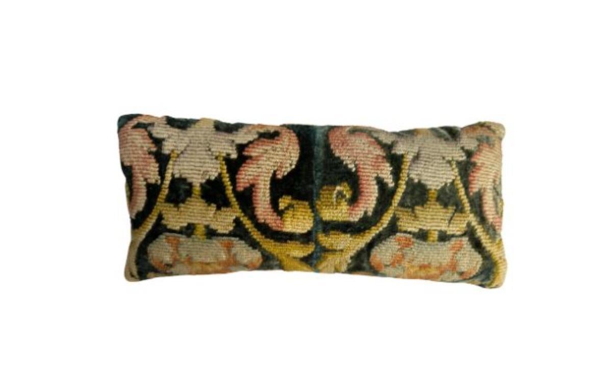Cuscino Florentine del XVII secolo 18x8 In condizioni buone in vendita a Los Angeles, US