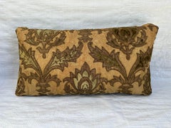 Florentiner Seiden- und Metallique-Kissen aus dem 17.