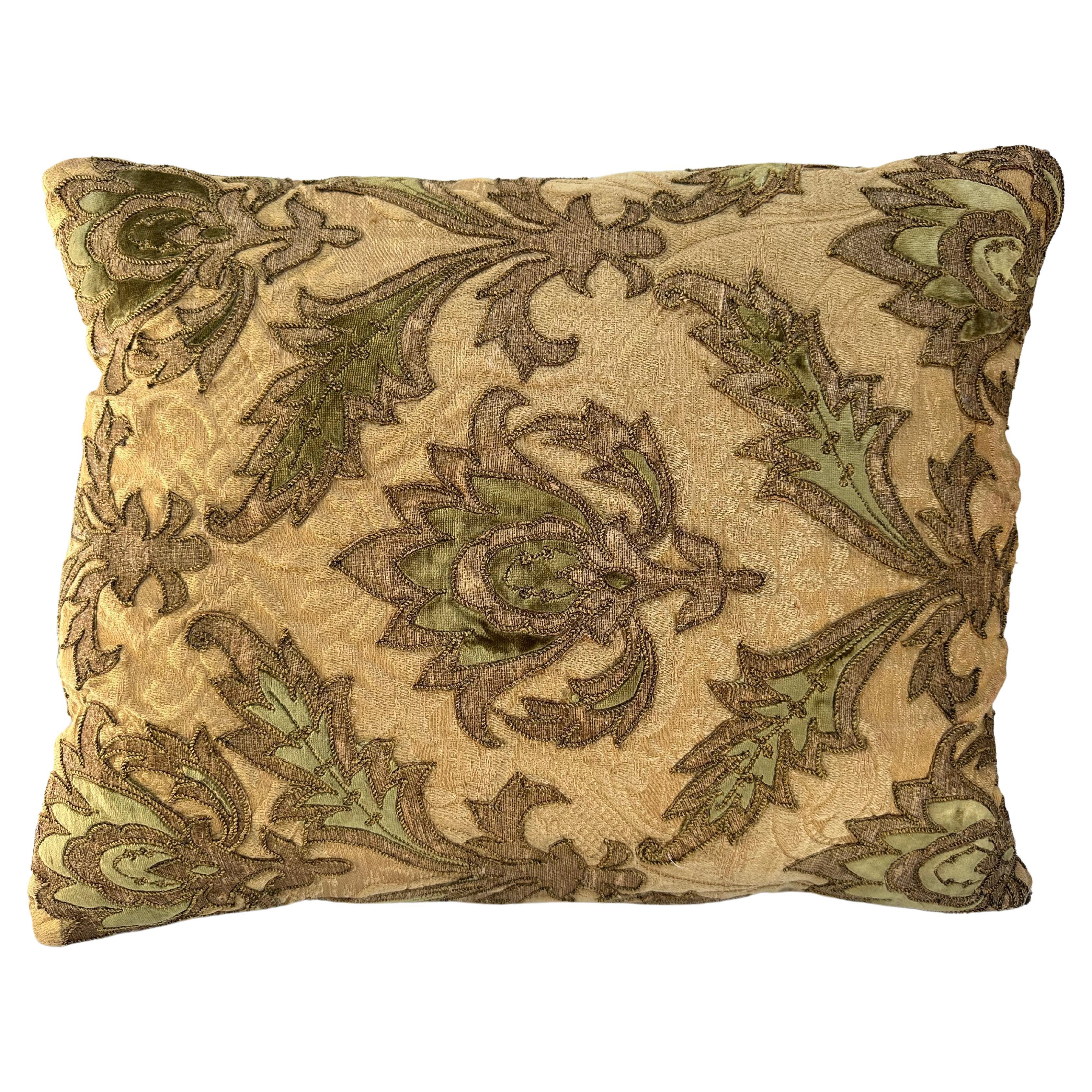 17th Century Florentine Silk & Metallique Pillow For Sale