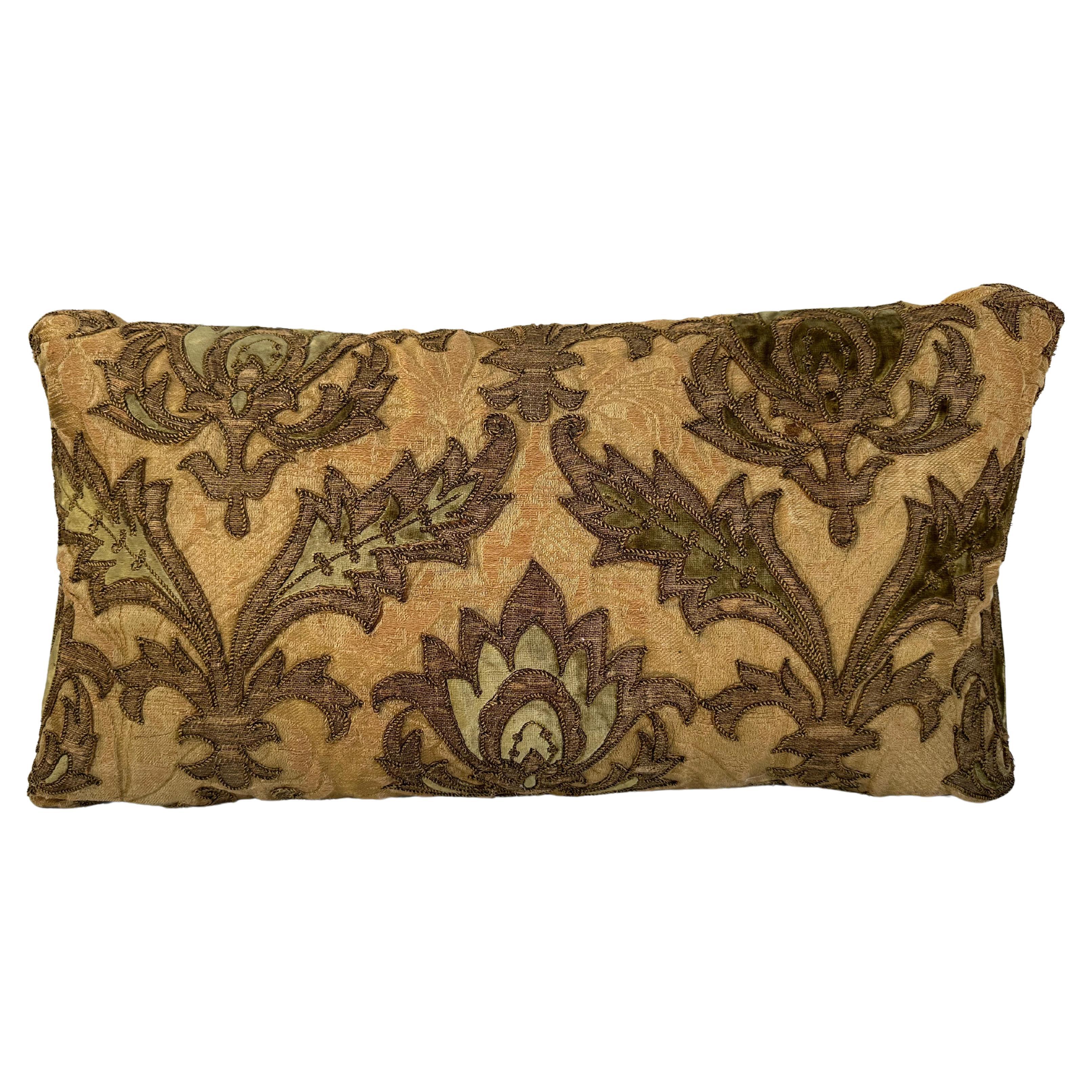 17th Century Florentine Silk & Metallique Pillow For Sale