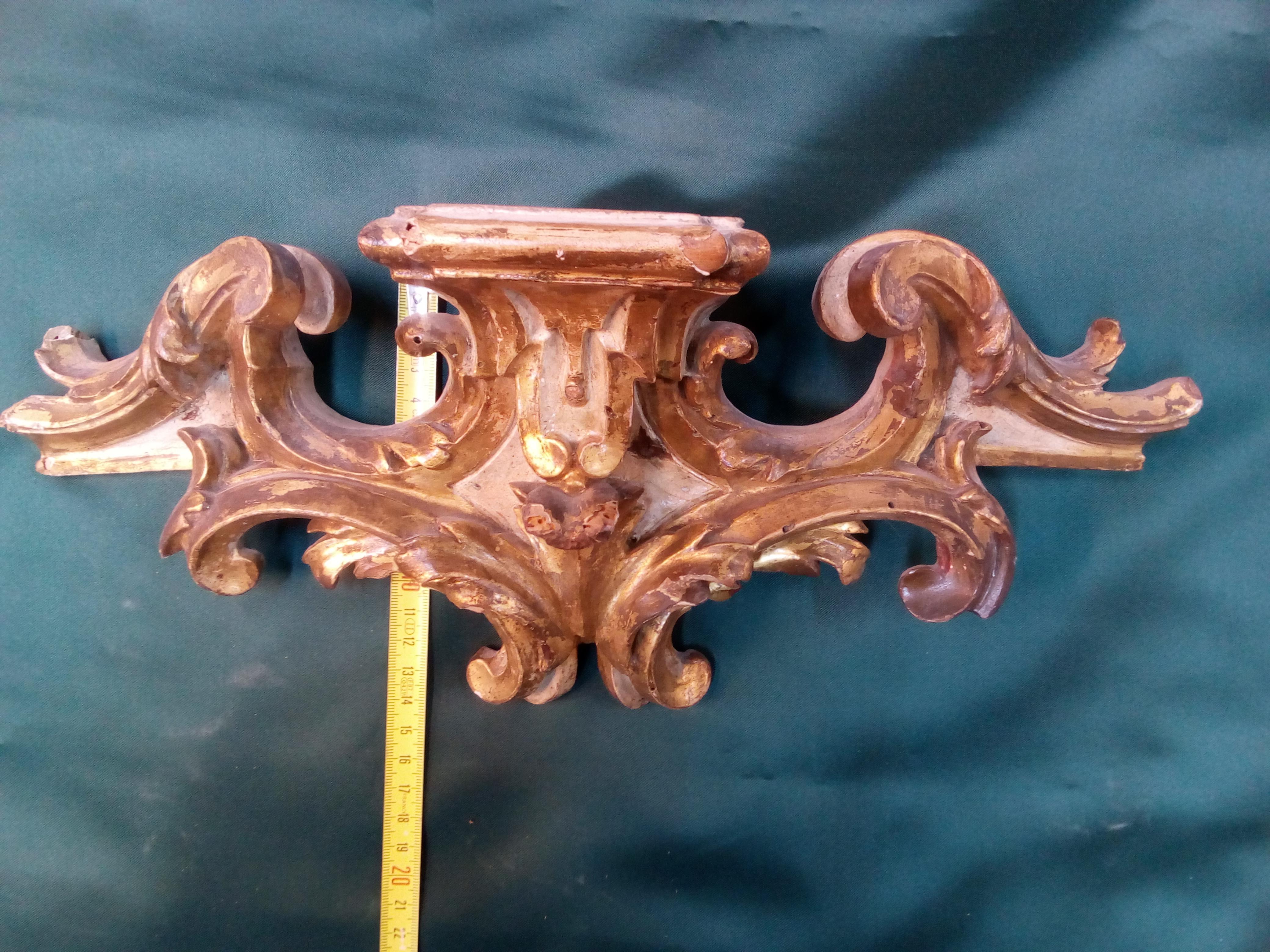 17th Century Frame Top in Baroque Style For Sale 6