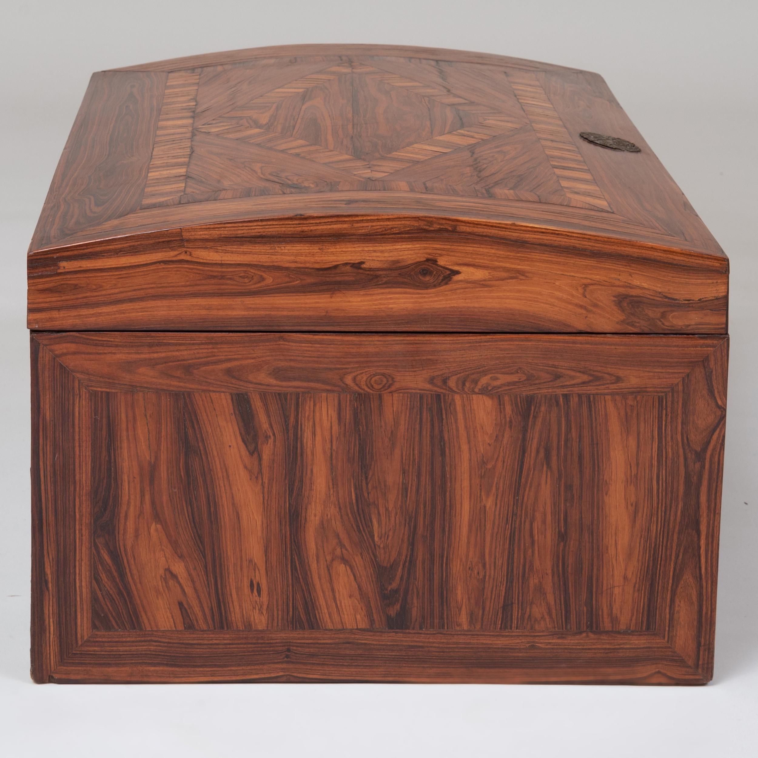 Embossed 17th Century Franco Flemish Kingwood Marquetry Box For Sale