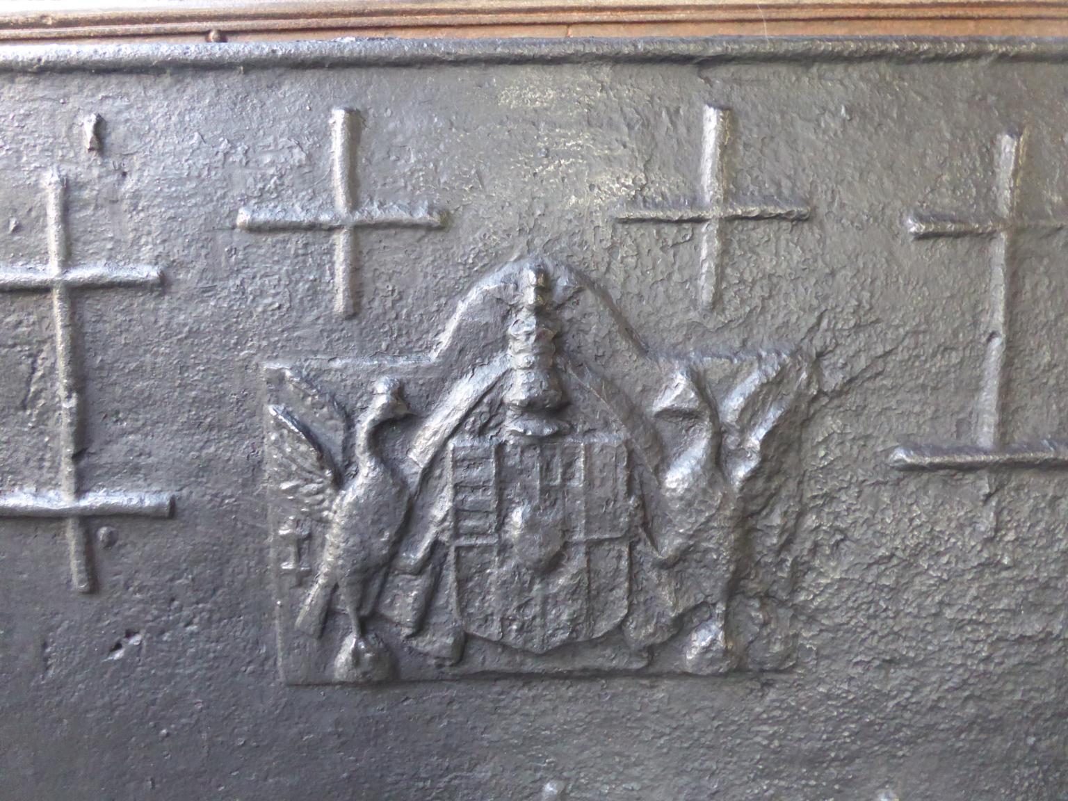 17th Century French 'Arms of Lorraine' Fireback / Backsplash In Good Condition For Sale In Amerongen, NL