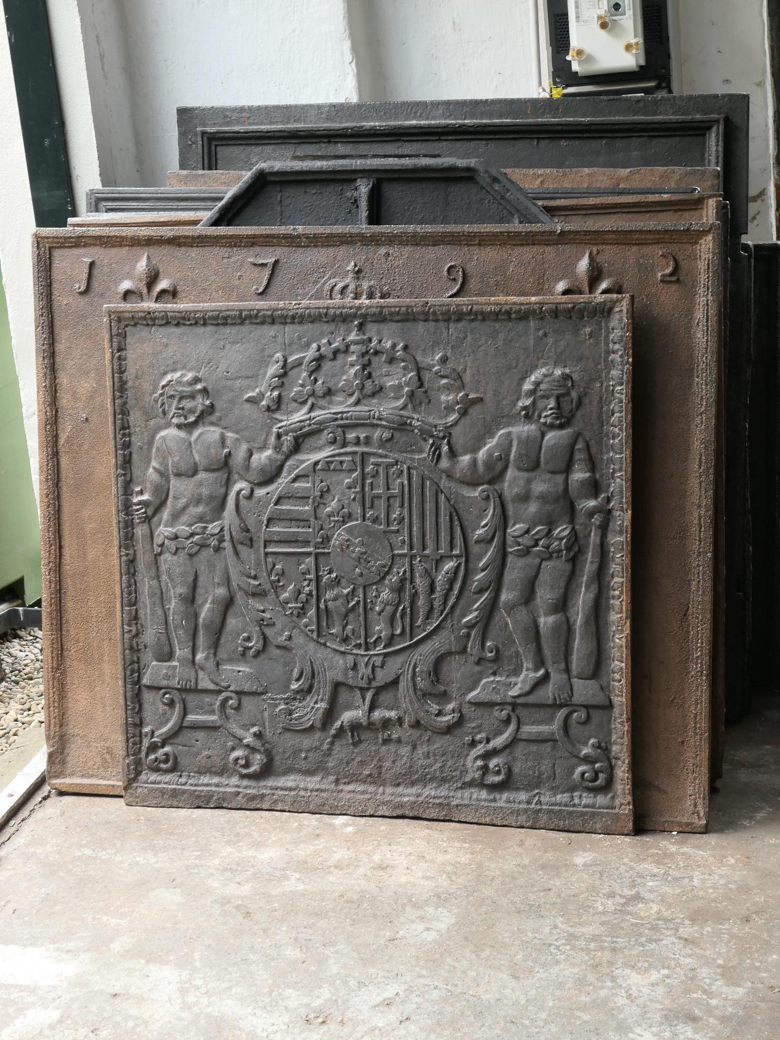 17th Century French 'Arms of Lorraine' Fireback / Backsplash In Good Condition For Sale In Amerongen, NL