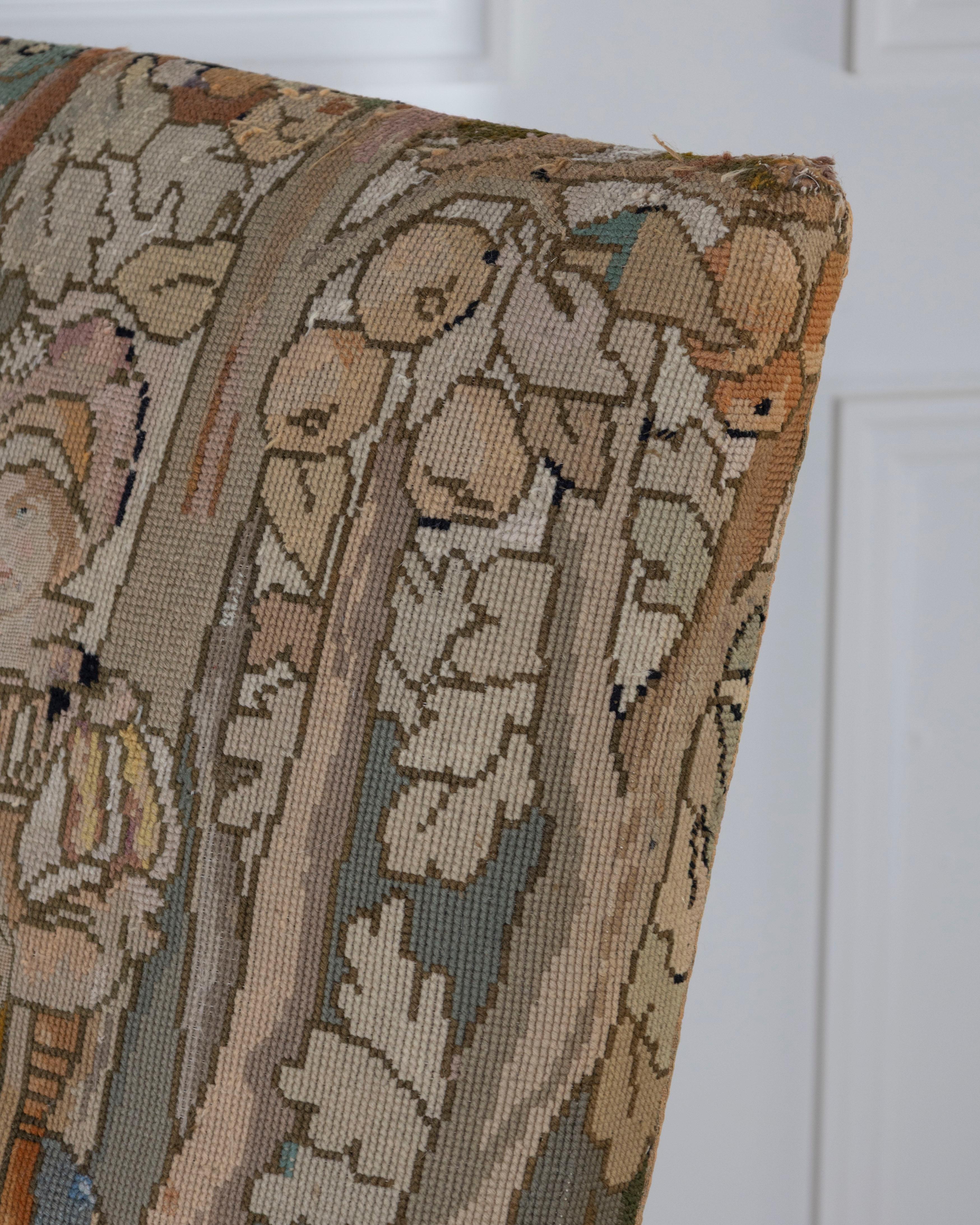 Französischer Barocksessel aus Nussbaum mit Petit-Point-Wandteppich aus dem 17. Jahrhundert im Angebot 3