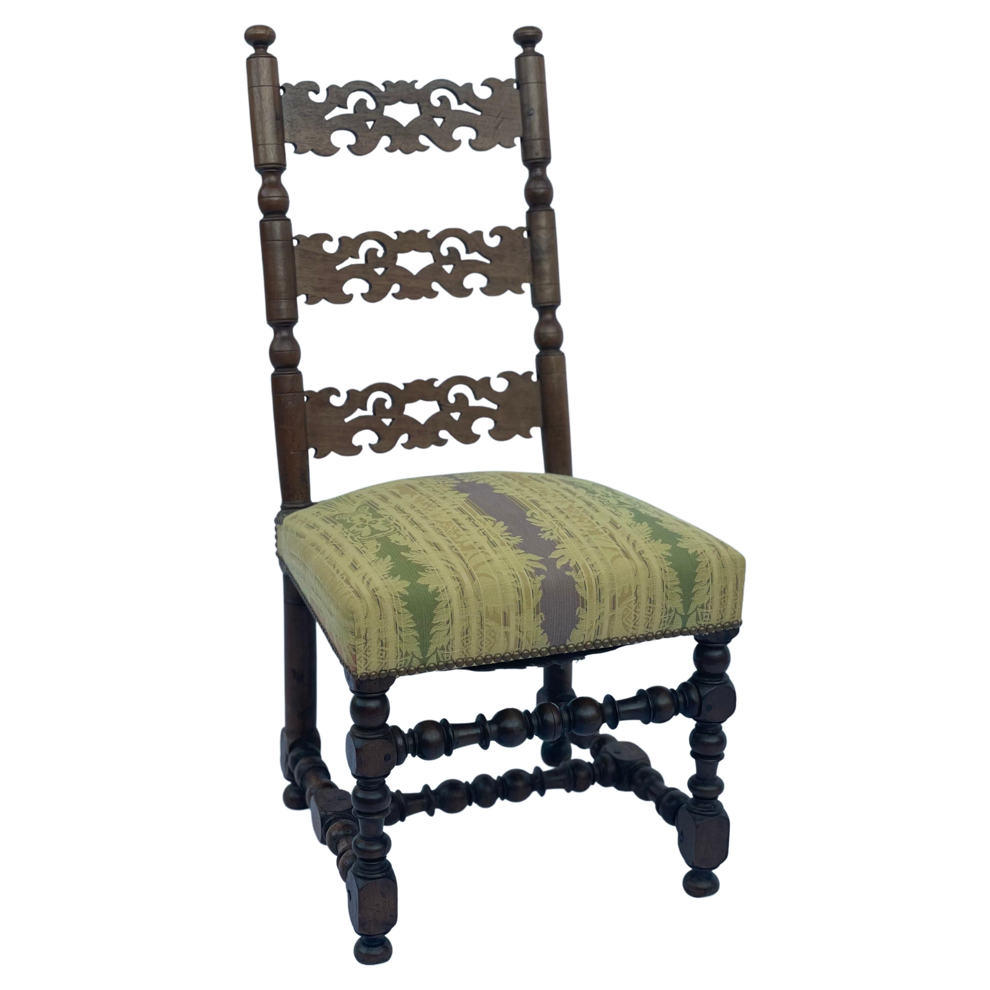 Chaise française du 17e siècle