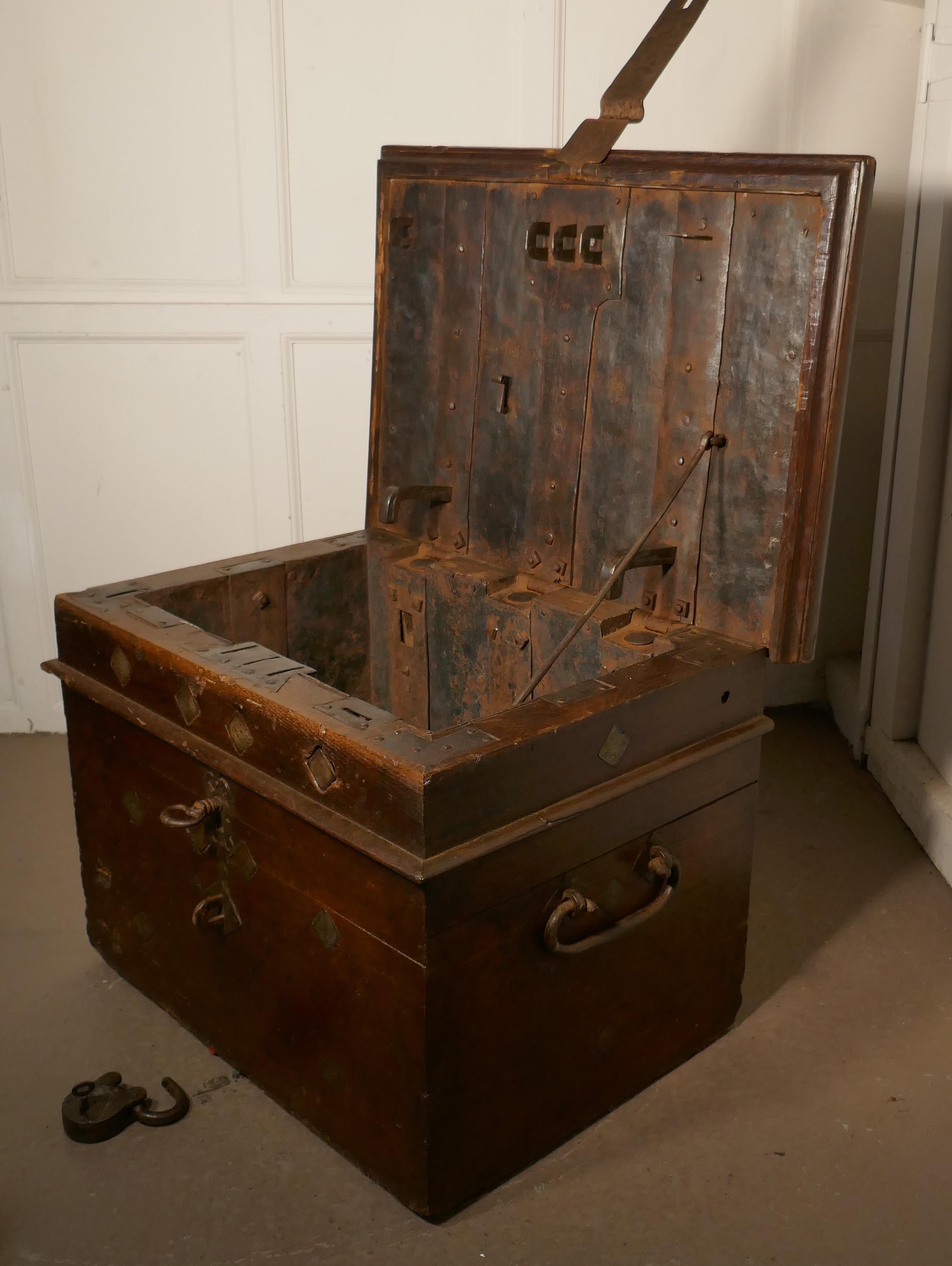 17th Century French Coffer, Oak Silver Treasure Chest, Strong Box    For Sale 7