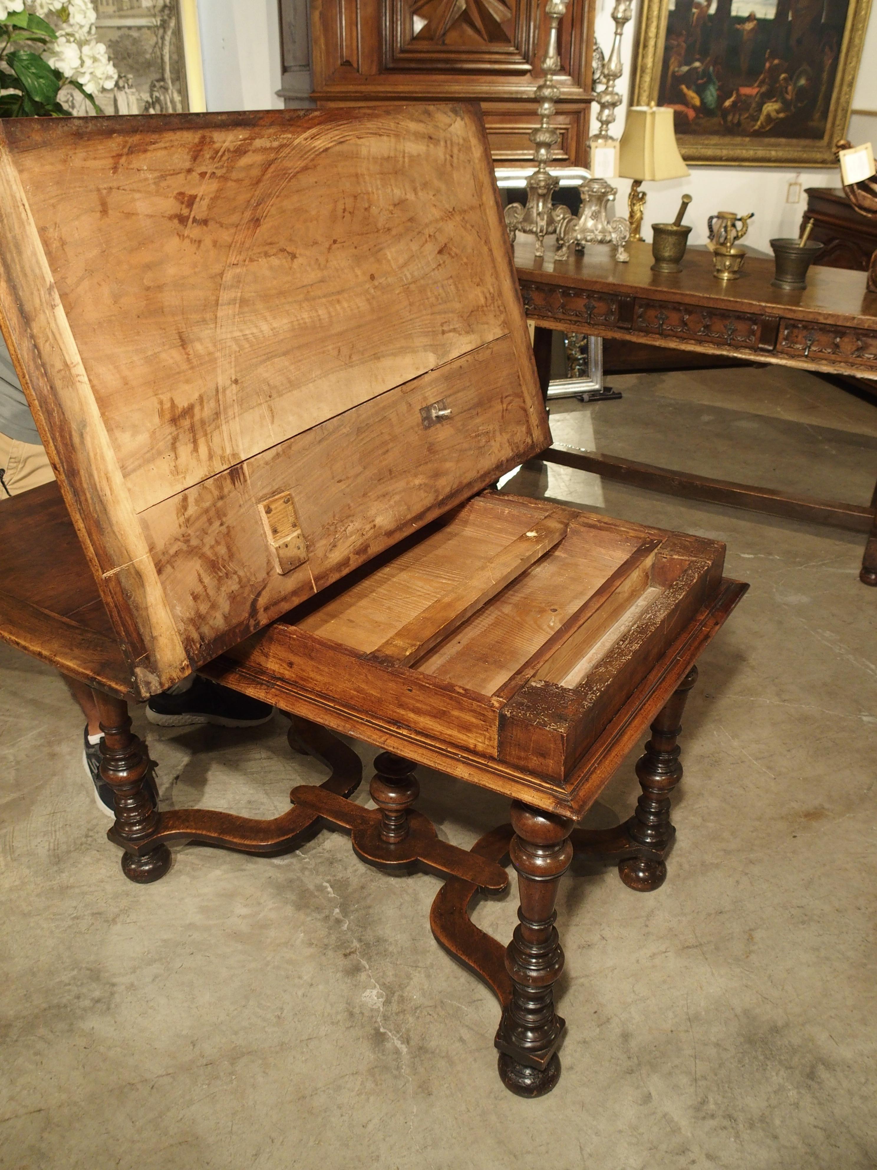 17th Century French Folding Top Walnut Wood Table 12