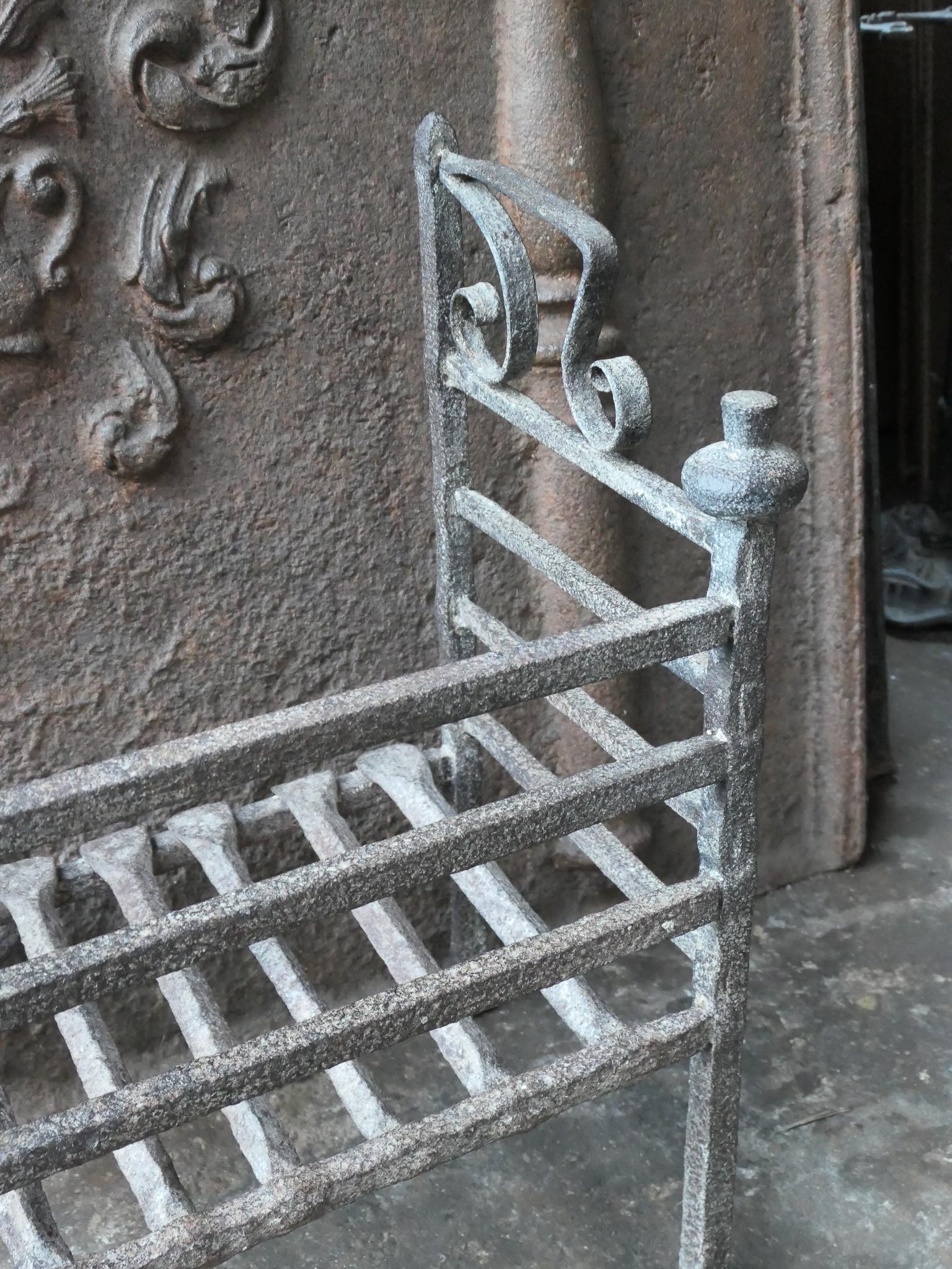 17th Century French Gothic Fire Grate For Sale 2