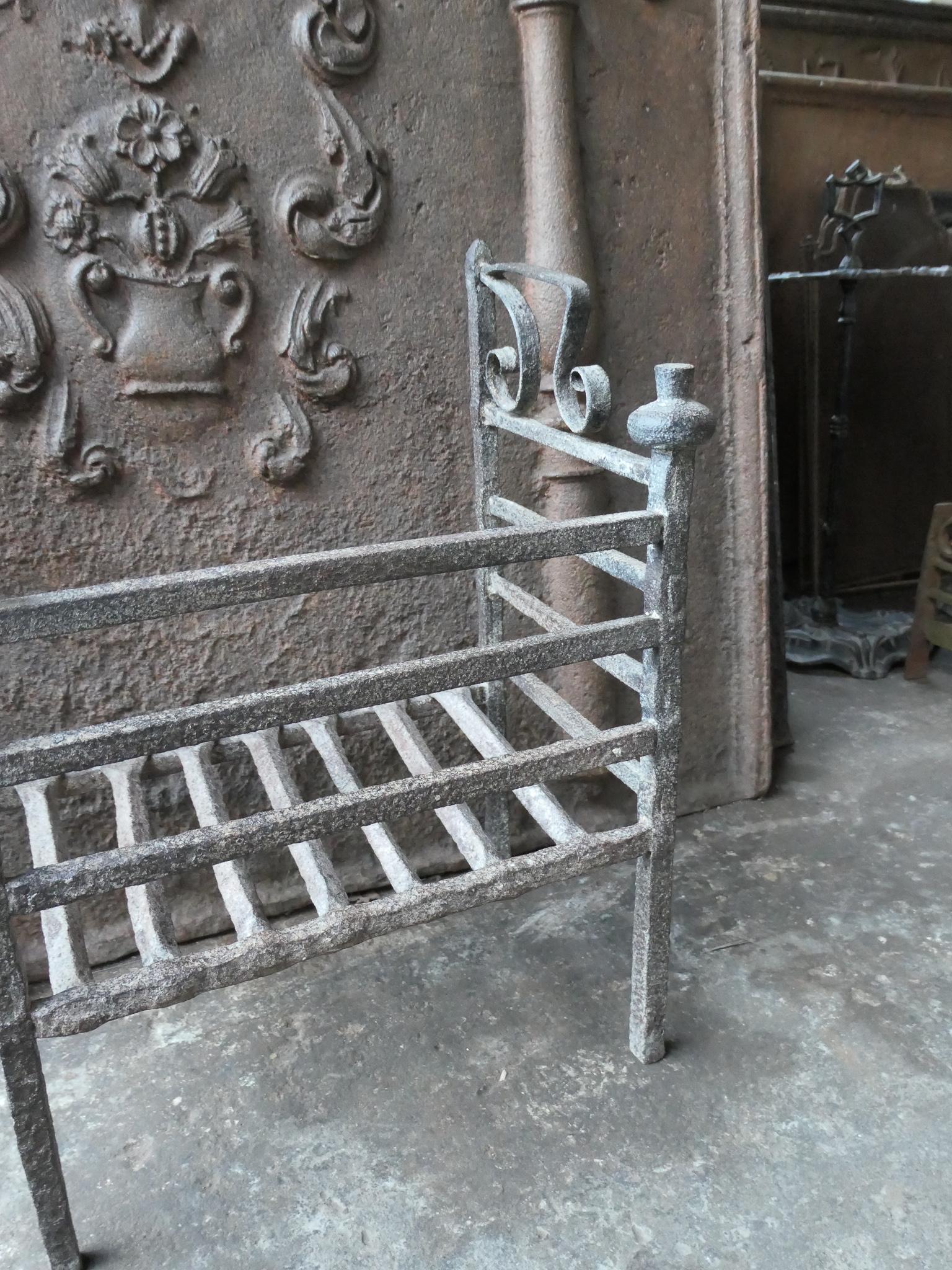 17th Century French Gothic Fire Grate For Sale 3