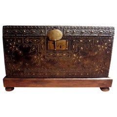 Metal Blanket Chests