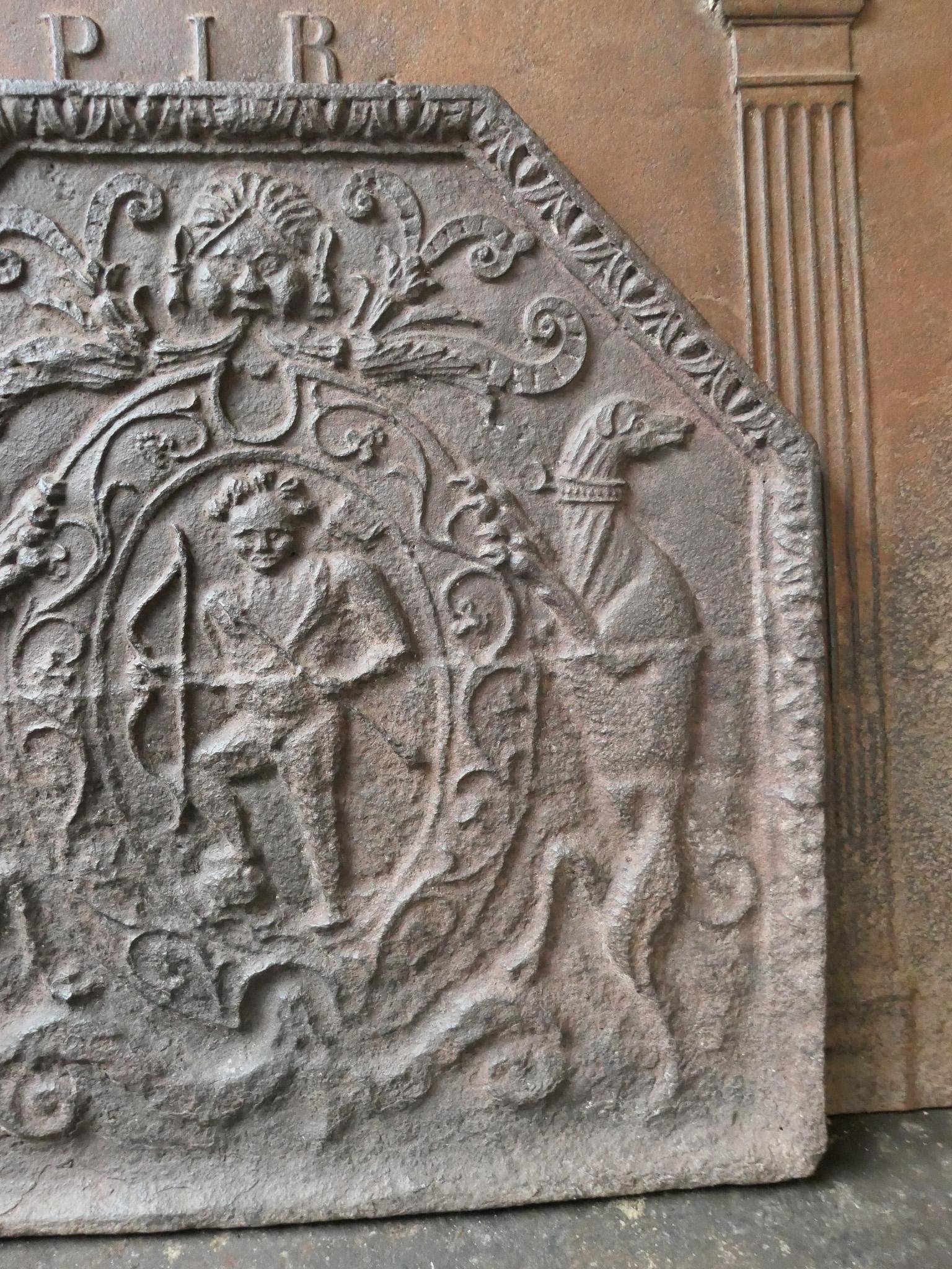 Respaldo de chimenea/revestimiento francés del siglo XVII Luis XIII 