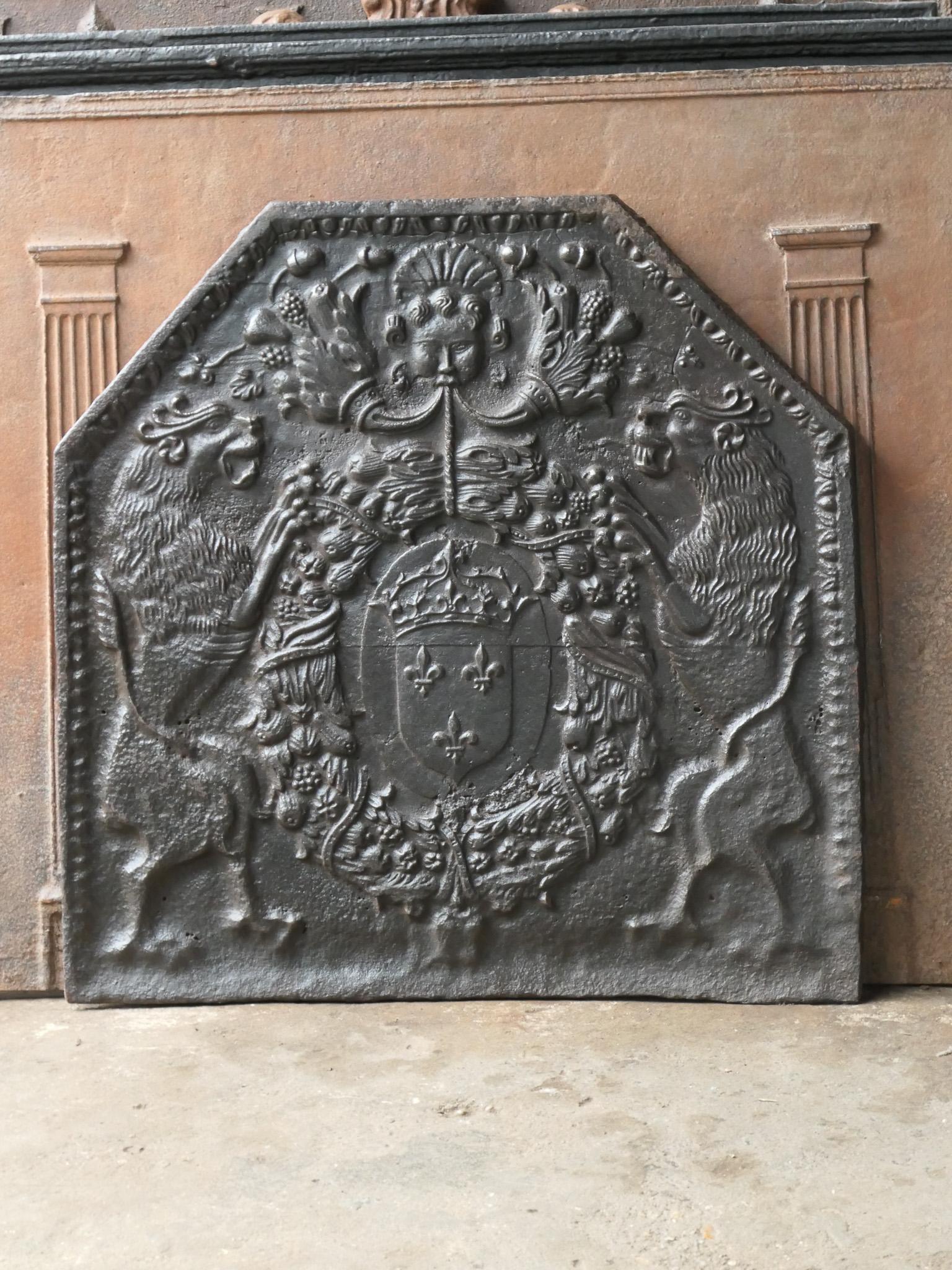 Beautiful 17th century French Louis XIII fireback with a version of the arms of France. This is the coat of arms of the House of Bourbon, an originally French royal house that became a major dynasty in Europe. It delivered kings for Spain (Navarra),