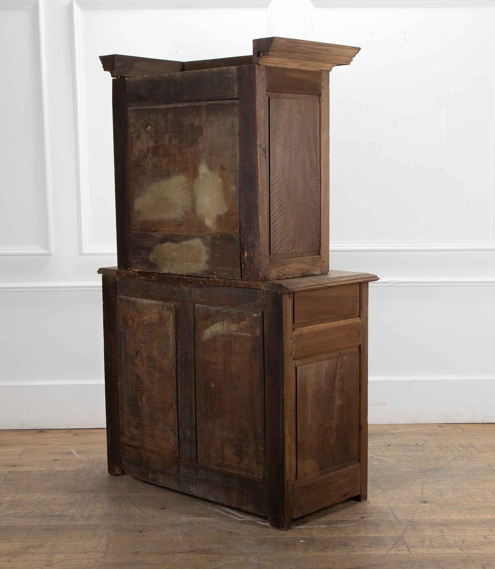Credenza francese Luigi XIII del XVII secolo in due parti In condizioni buone in vendita a Gloucestershire, GB