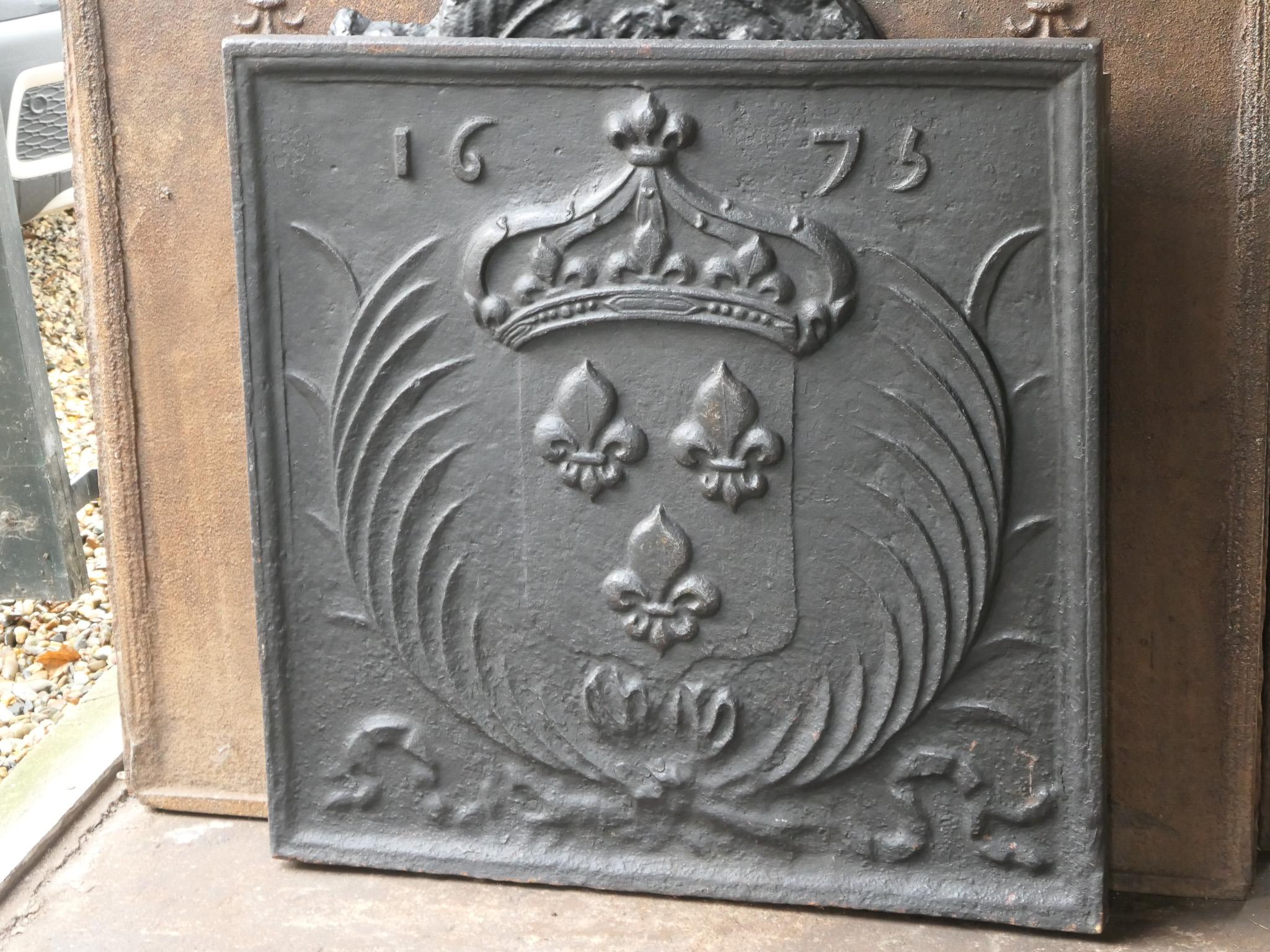 18th Century and Earlier 17th Century French Louis XIV 'Arms of France' Fireback / Backsplash For Sale