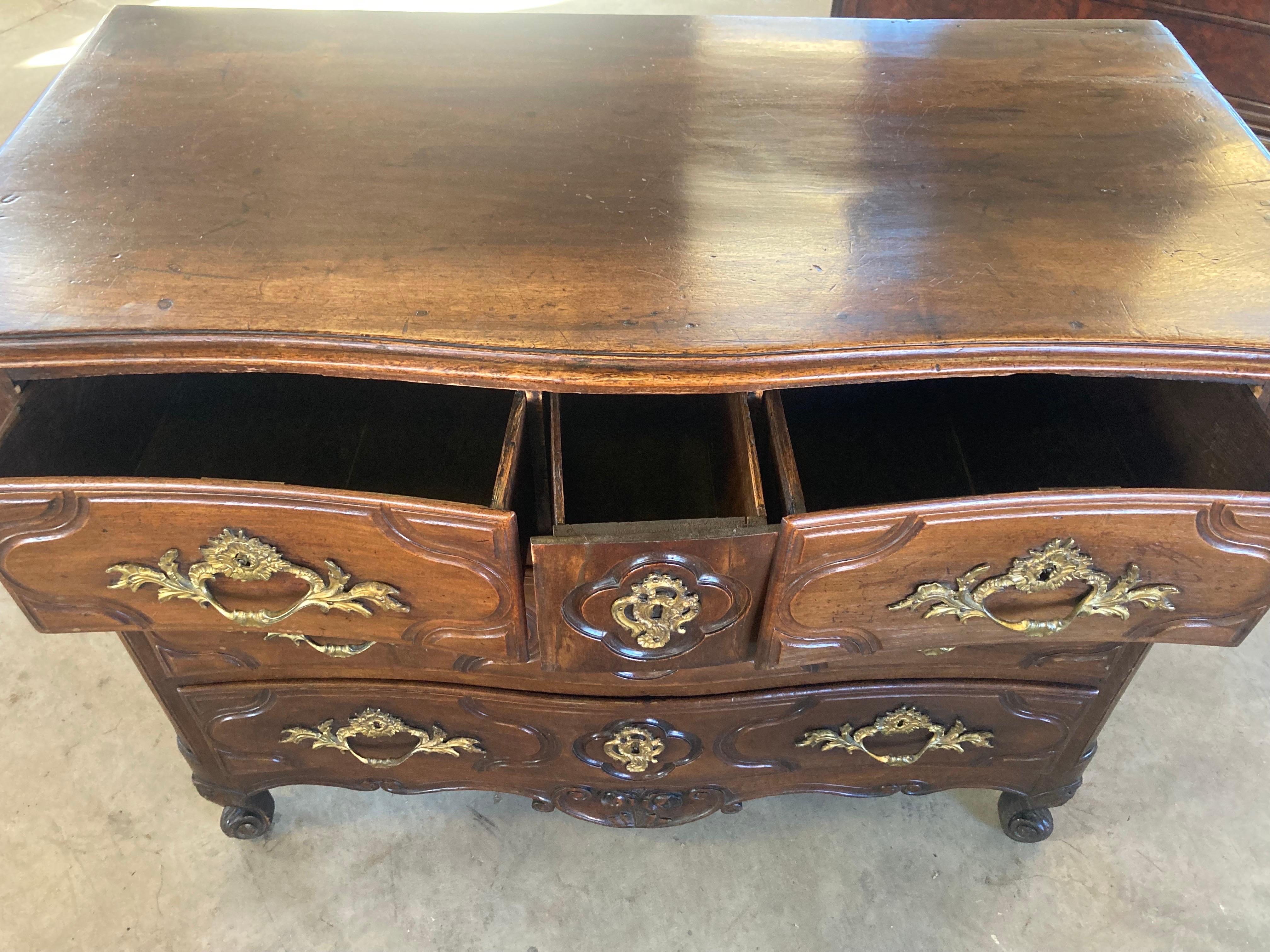 Commode Louis XIV du 17ème siècle 5