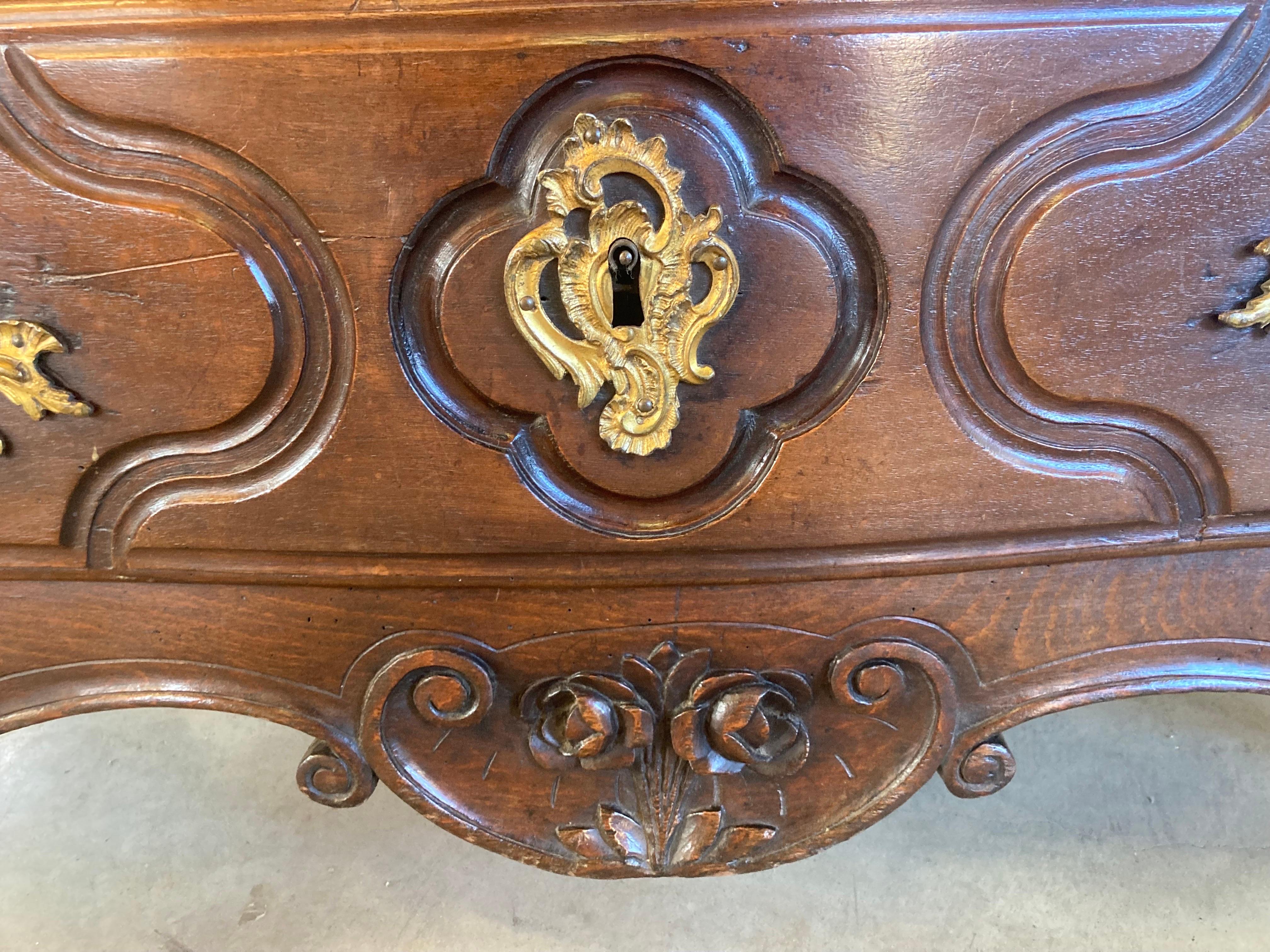 Commode Louis XIV du 17ème siècle Bon état à Carmine, TX