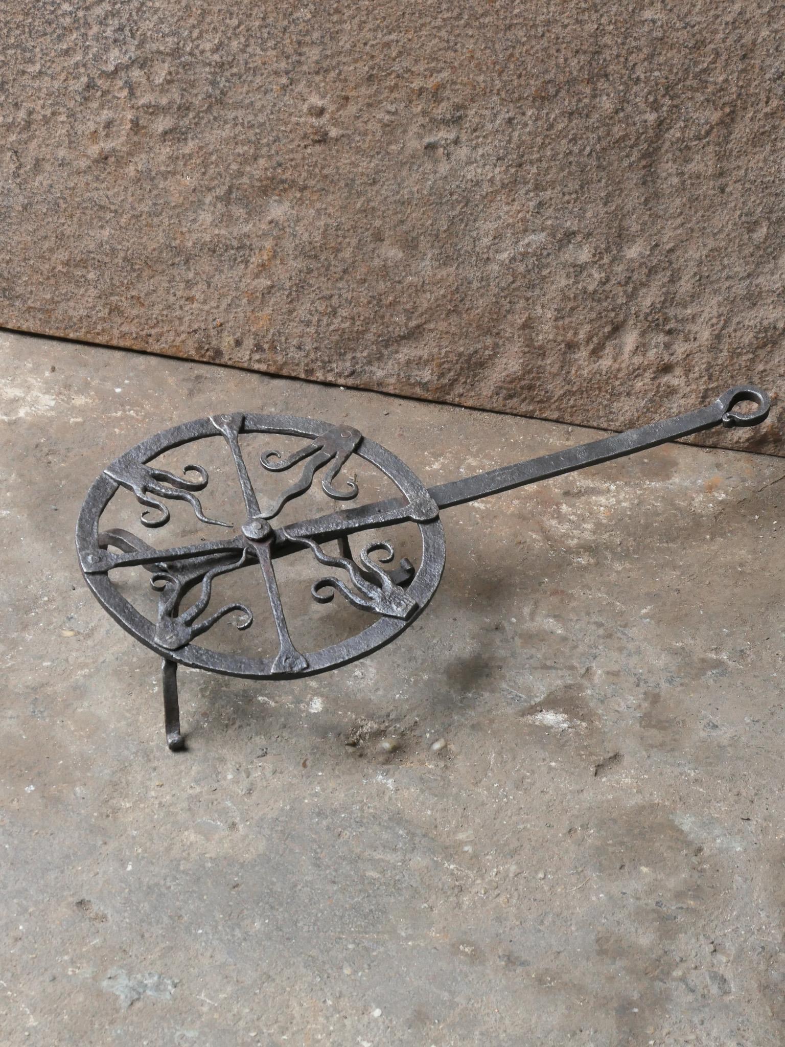 Forged 17th Century French Louis XIV Rotating Gridiron For Sale