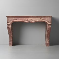 17th-century French mantelpiece - Rose de Bourgogne hard limestone (c. 1680)