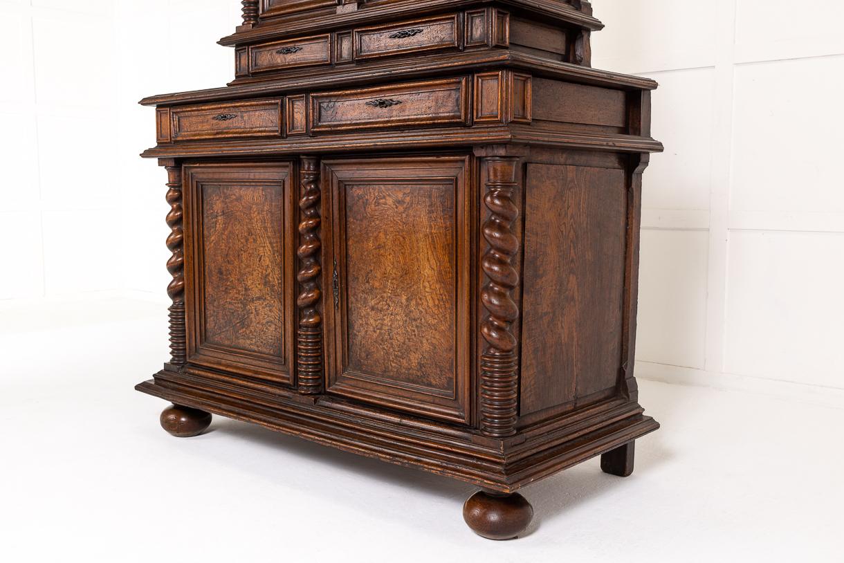 17th Century French Oak Buffet Deux Corps For Sale 4