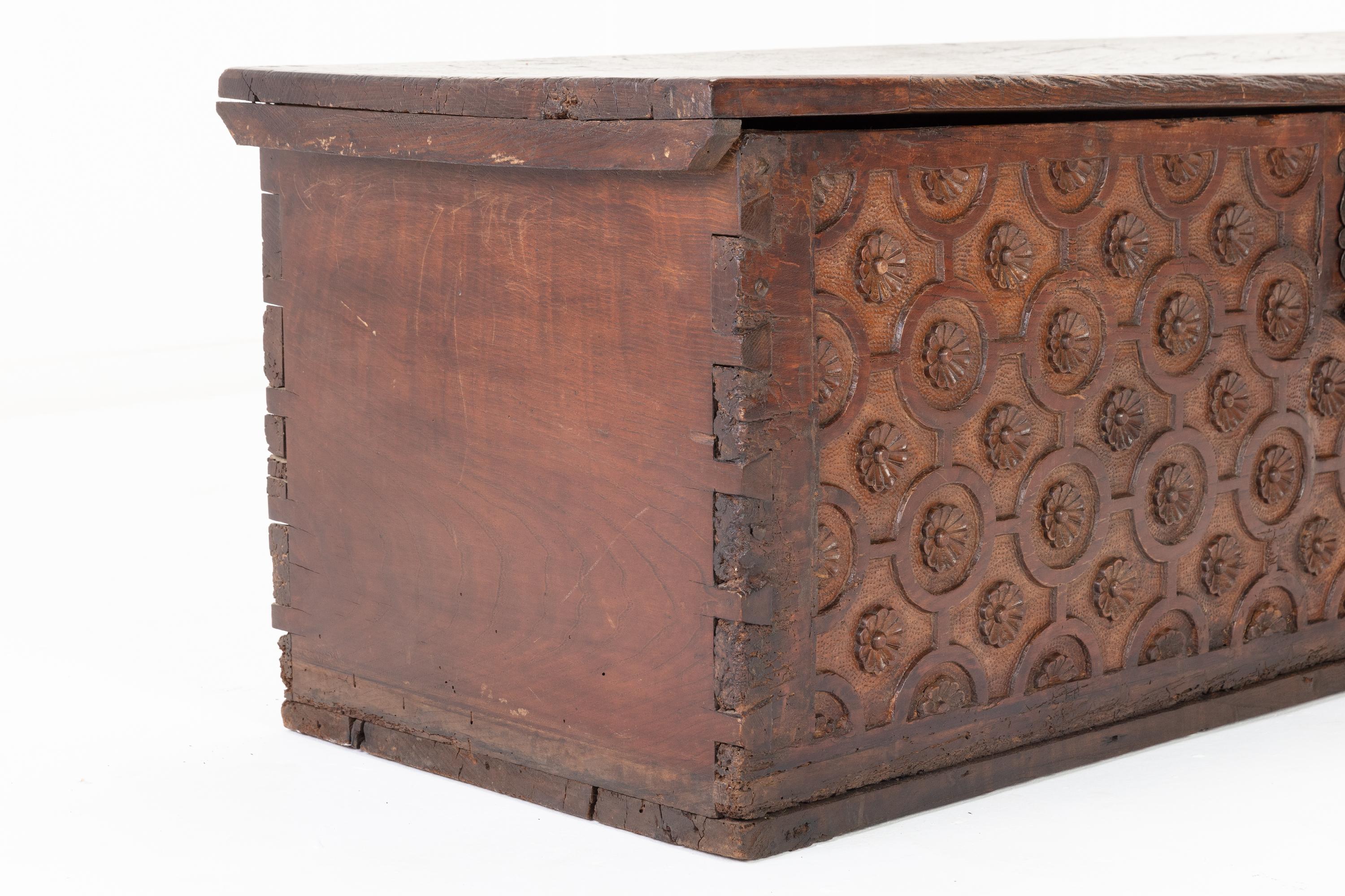 17th Century French Oak Chest For Sale 1