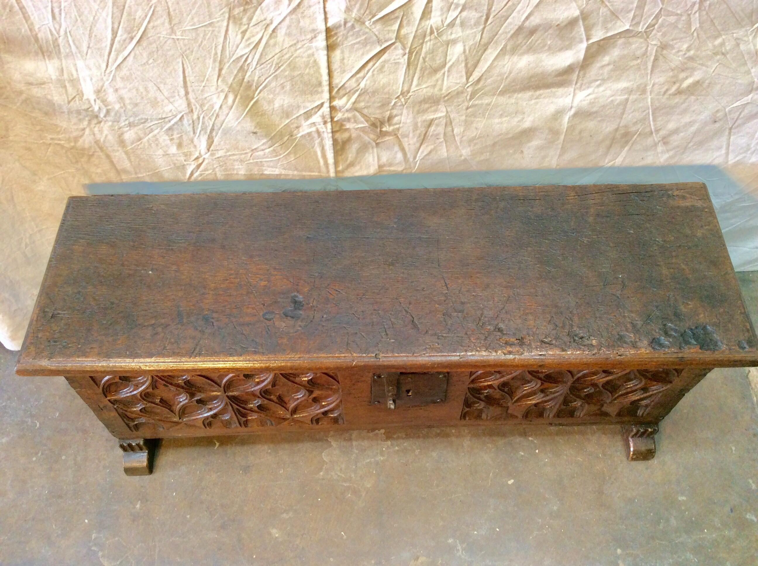 17th Century French Oak Trunk For Sale 5