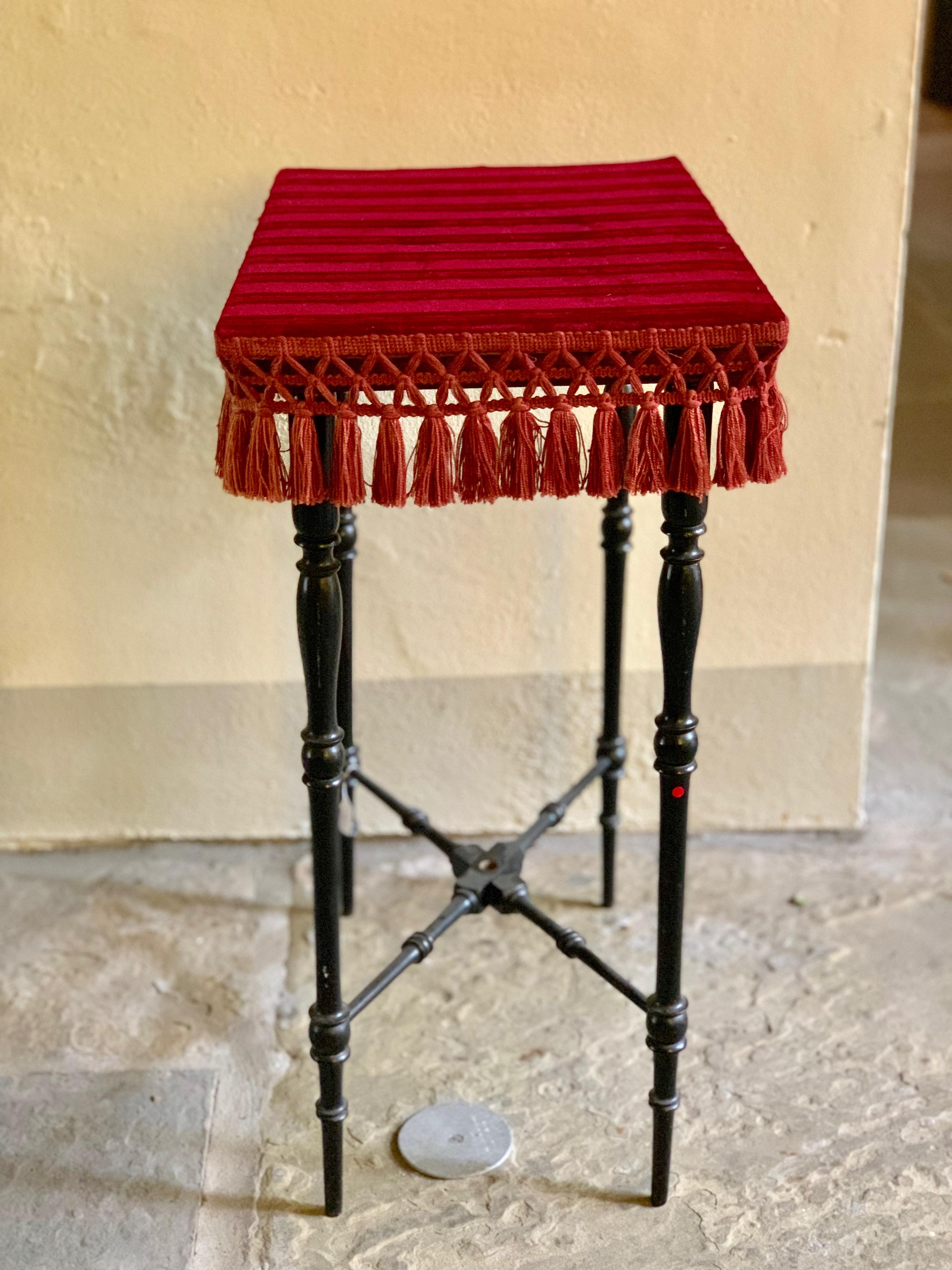 Early 20th Century French Occasional Table with Velvet Top 2