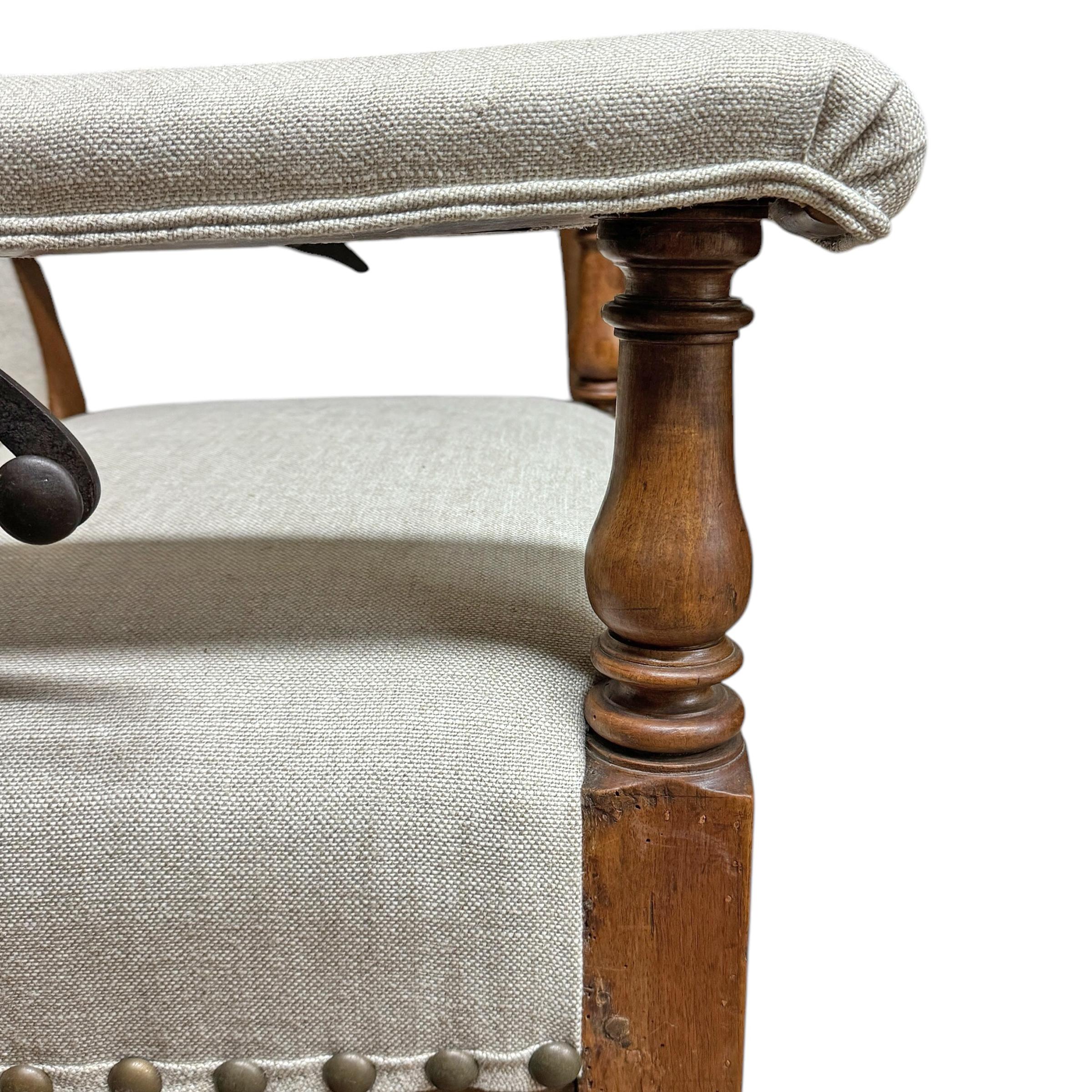 17th Century French Ratchet Chair For Sale 4