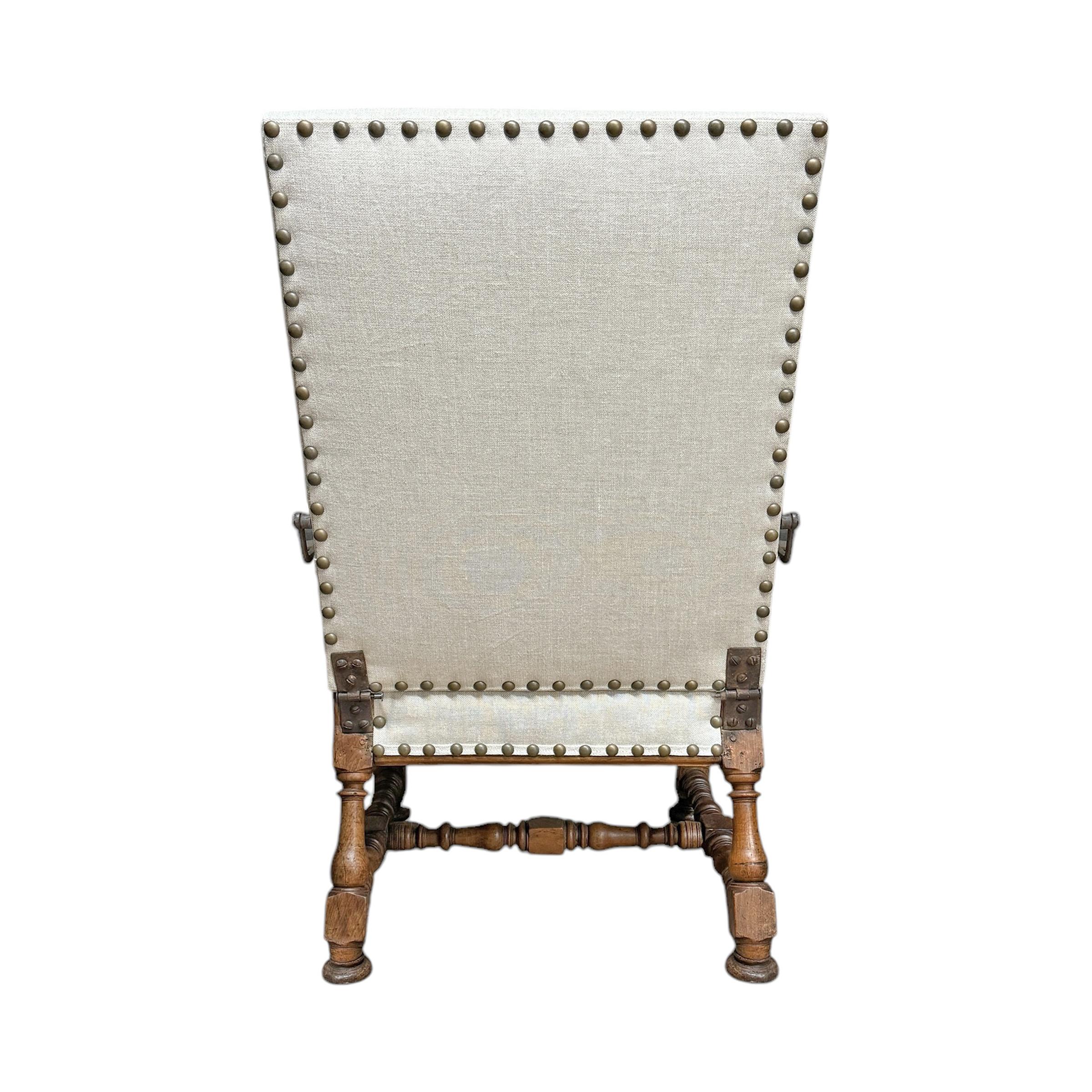 17th Century French Ratchet Chair For Sale 1