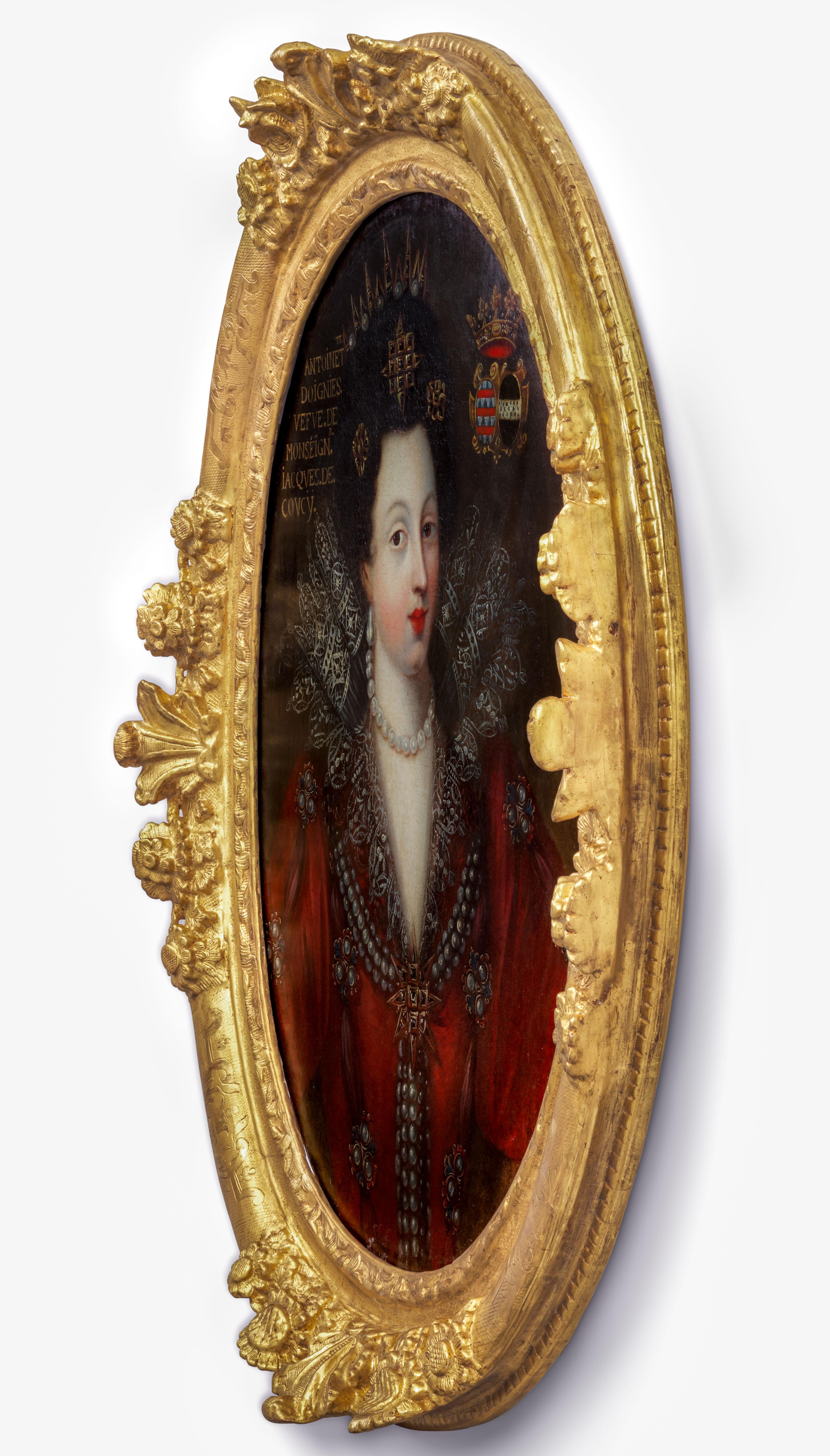 Portrait d'une dame en robe rouge, dentelle, bijoux c.1605, cadre doré, français - Maîtres anciens Art par 17th Century French School
