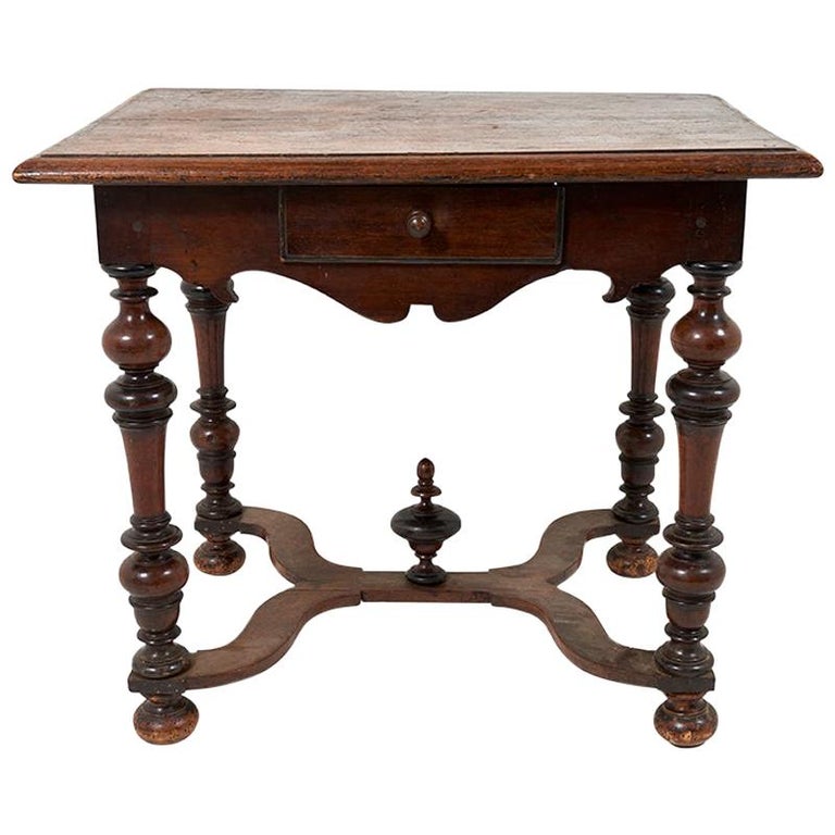 17th Century French Table For Sale at 1stDibs