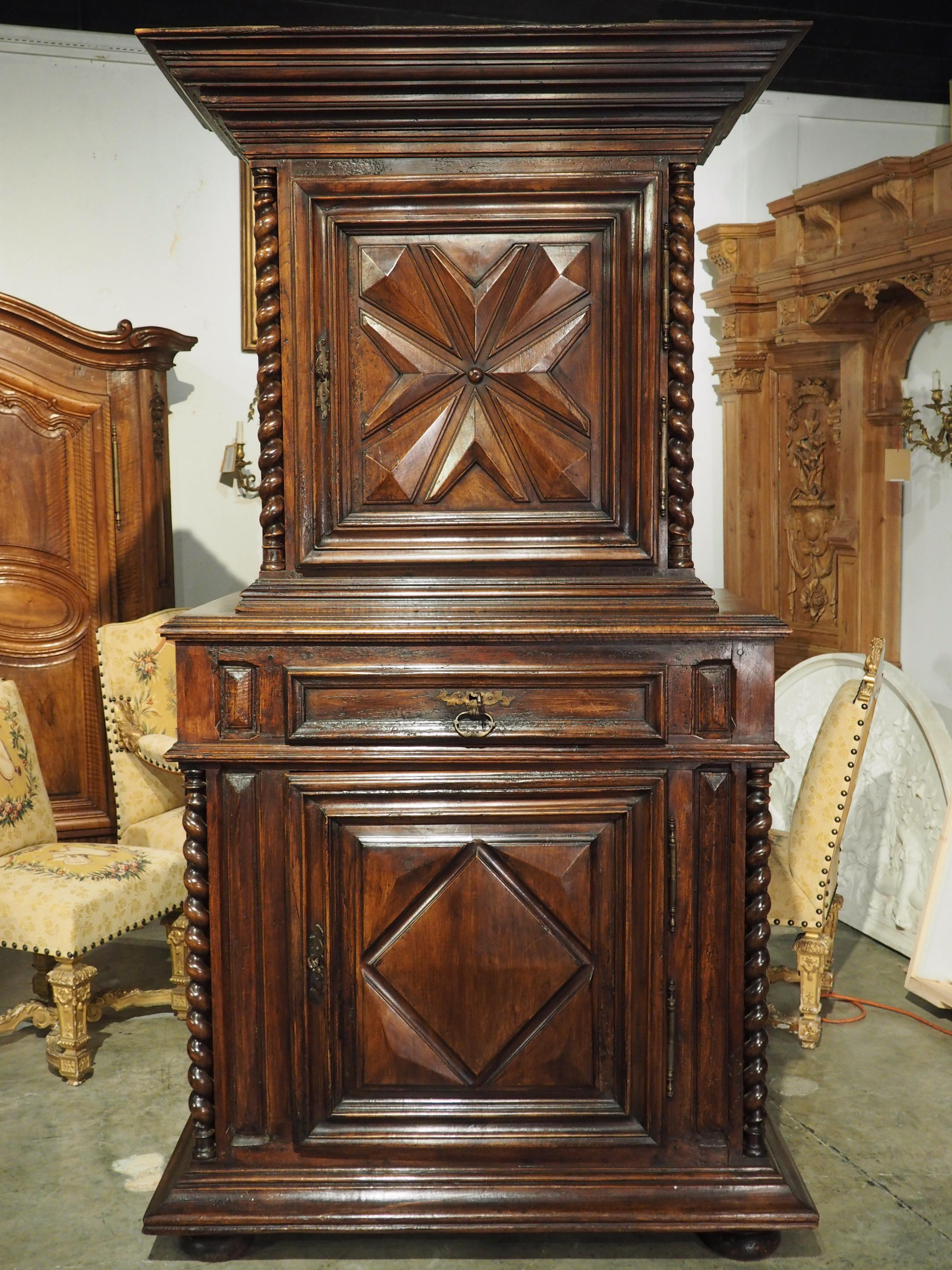 17th Century French Walnut Wood Buffet Deux Corps For Sale 10