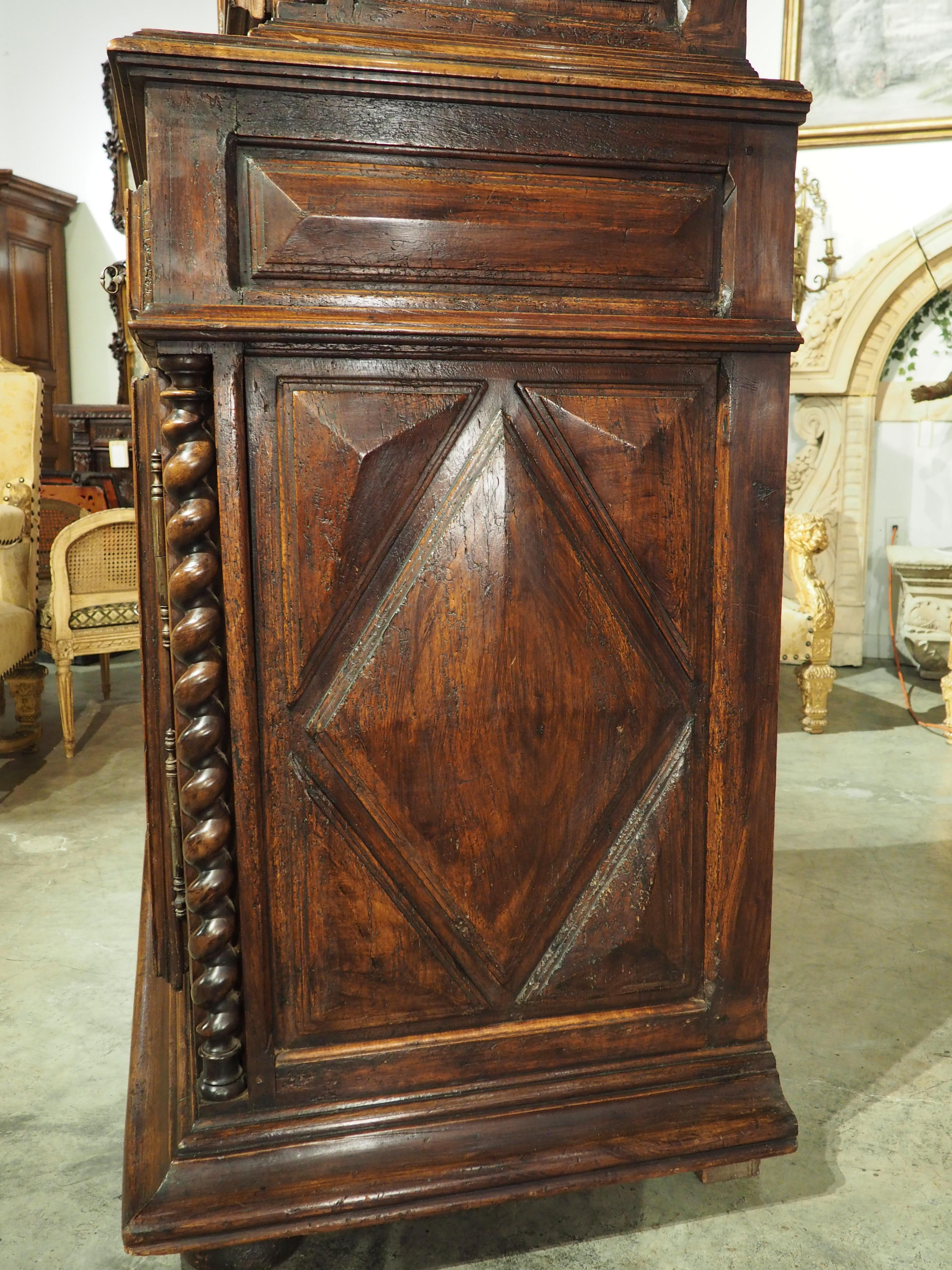 17th Century French Walnut Wood Buffet Deux Corps For Sale 13