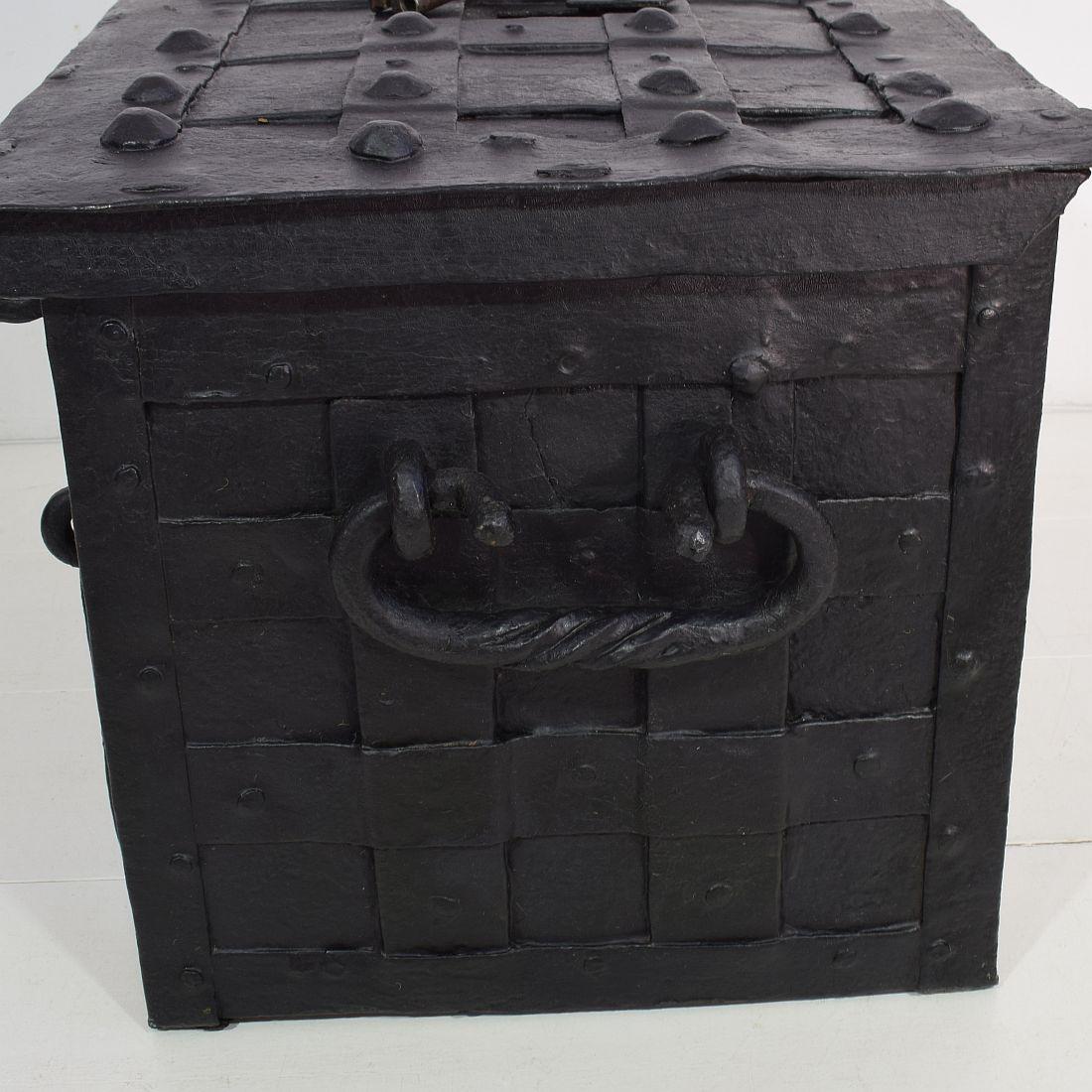 17th Century German Hand Forged Iron Strongbox from Nuremberg or Augsburg 8