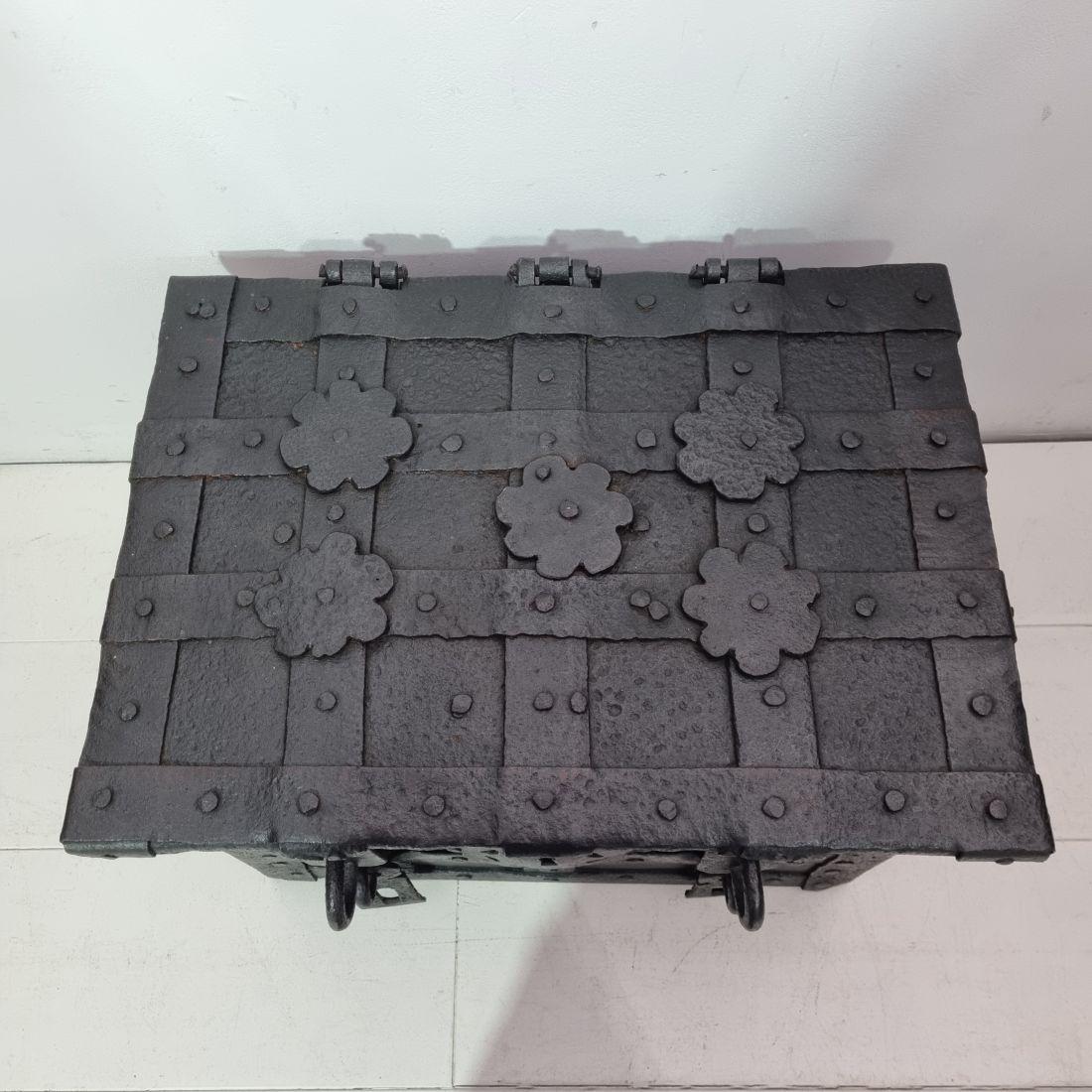 17th Century German Hand Forged Iron Strongbox from Nuremberg or Augsburg 5