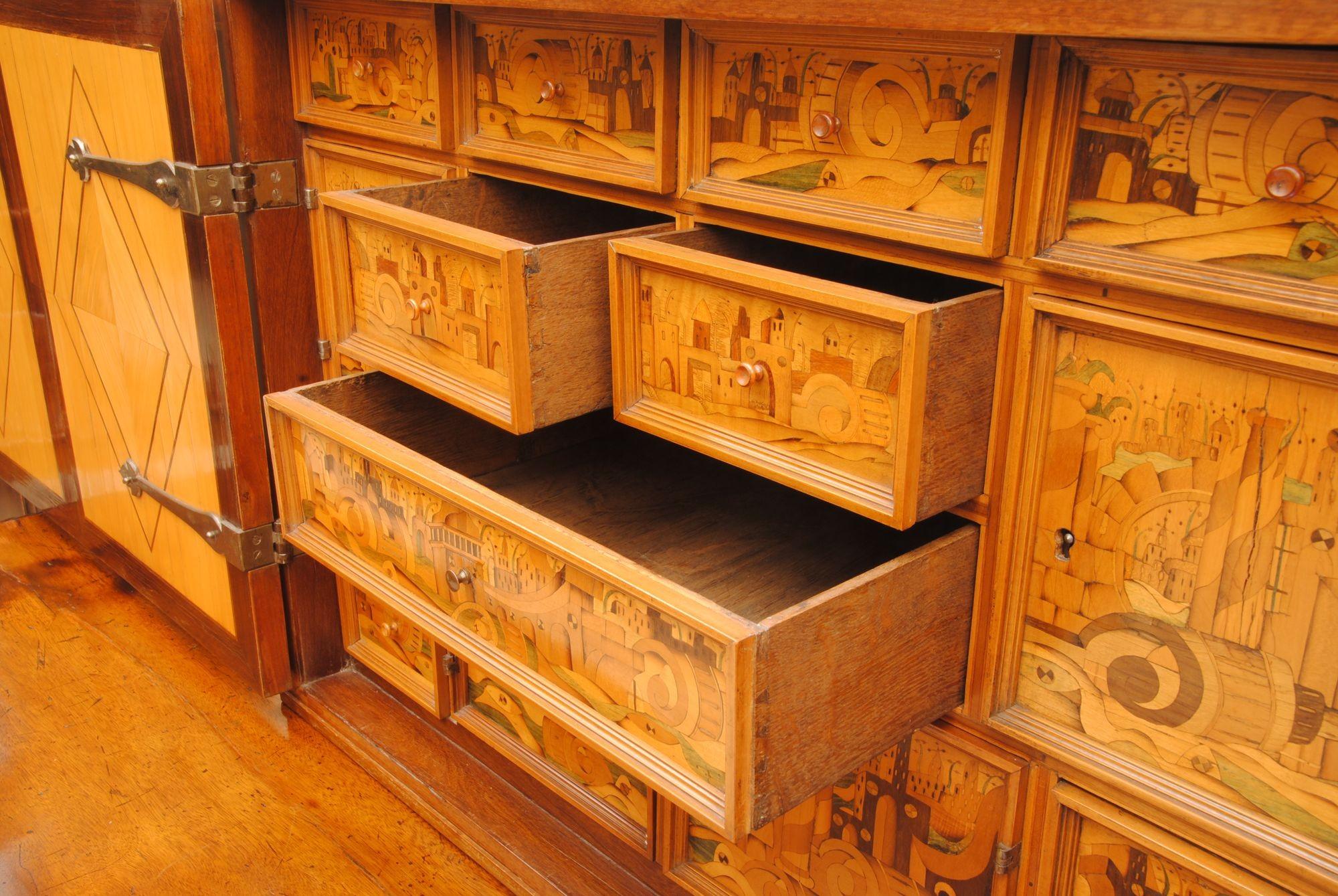 17th Century German Marquetry Table Cabinet For Sale 3