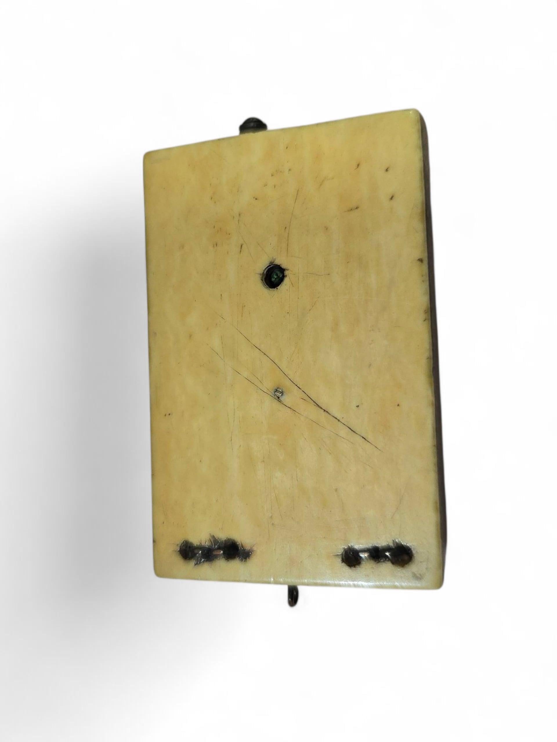 Cadran solaire portatif allemand en ivoire du 17e siècle - probablement Nuremberg Bon état - En vente à Madrid, ES