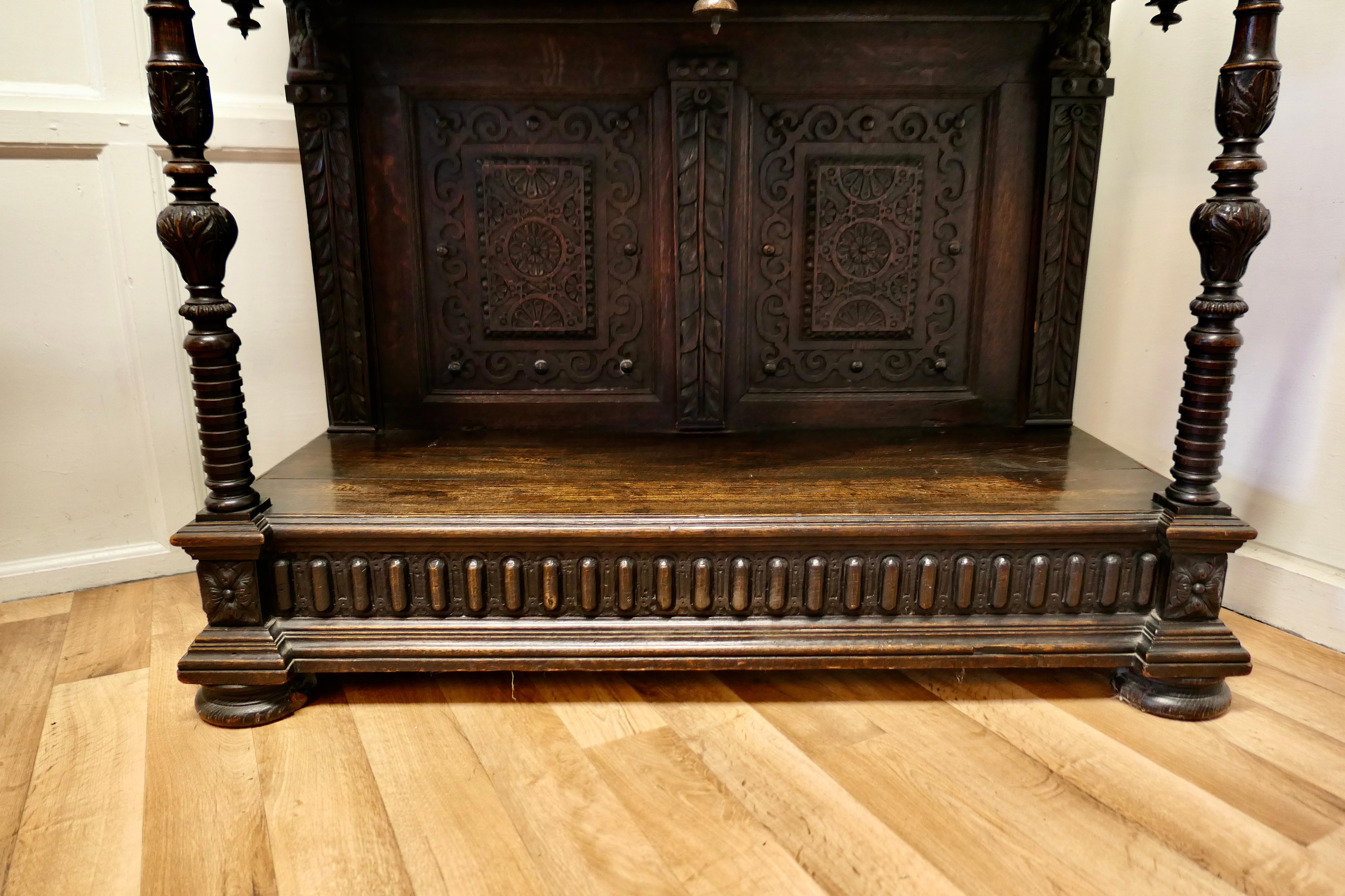 17th Century Gothic Carved Oak Green Man Buffet, Serving Table For Sale 3