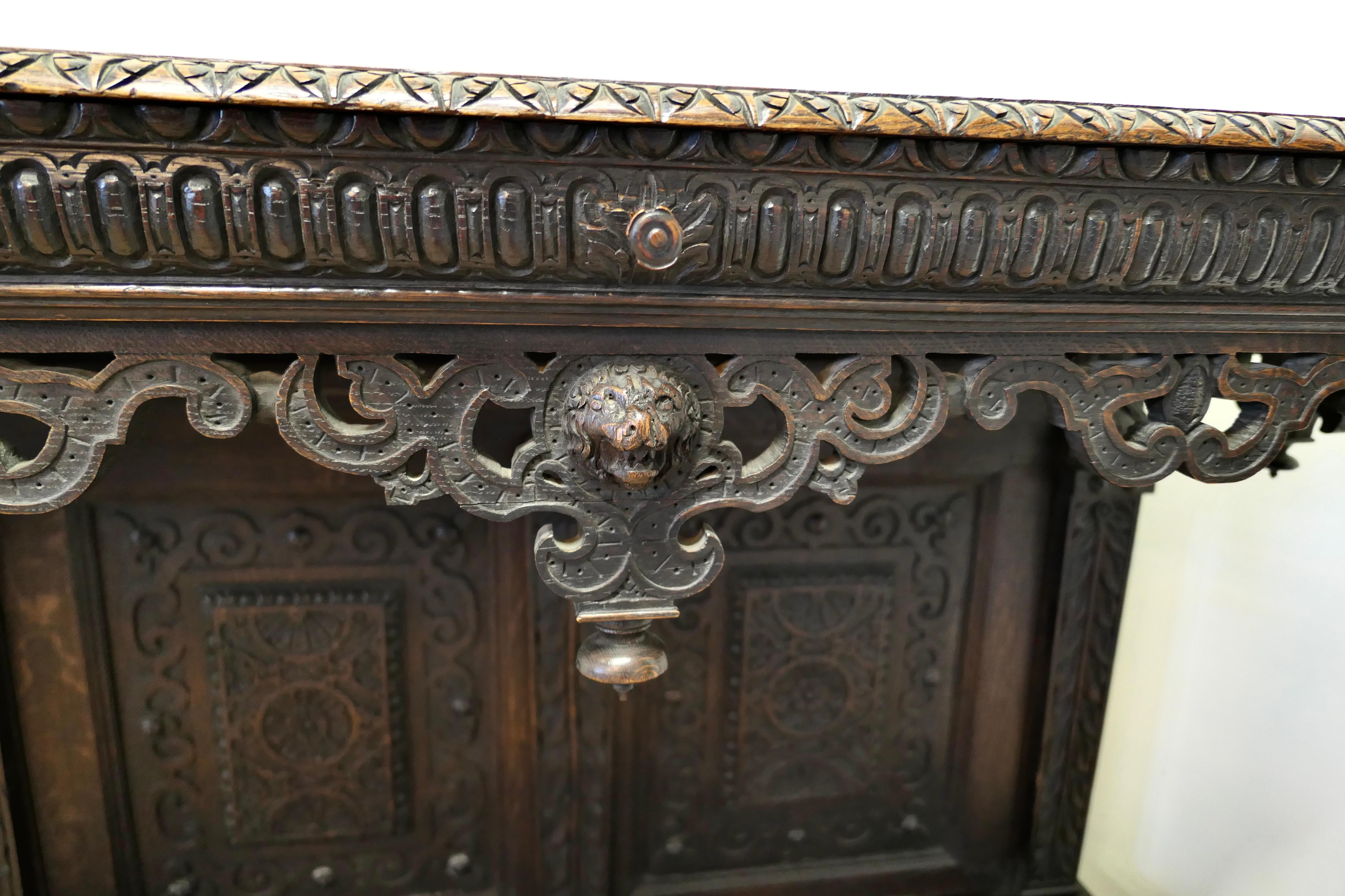 17th Century Gothic Carved Oak Green Man Buffet, Serving Table In Good Condition For Sale In Chillerton, Isle of Wight