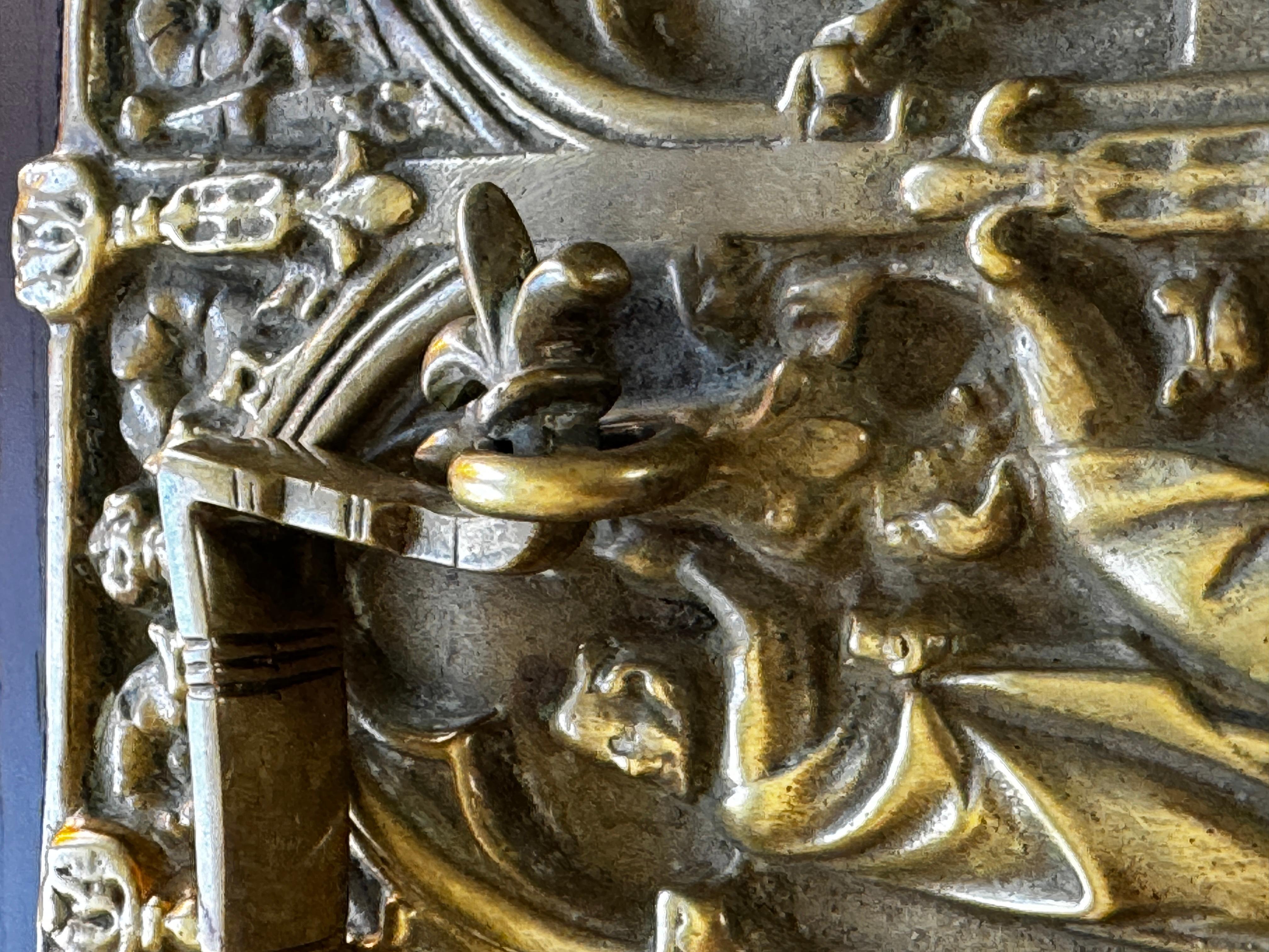 19th Century Gothic Style Bronze Reliquary Box With Repousse Figures For Sale 1