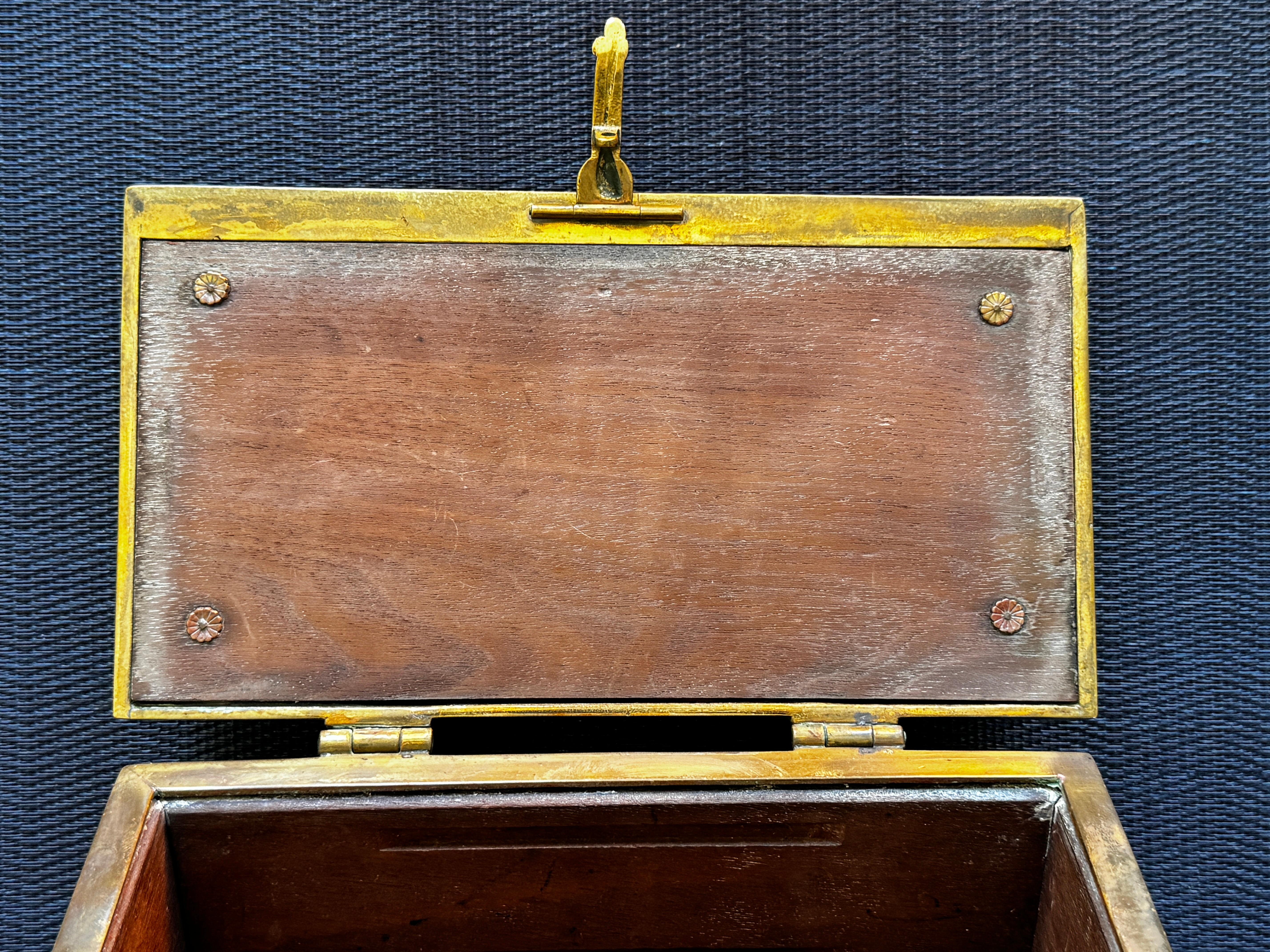 19th Century Gothic Style Bronze Reliquary Box With Repousse Figures For Sale 5