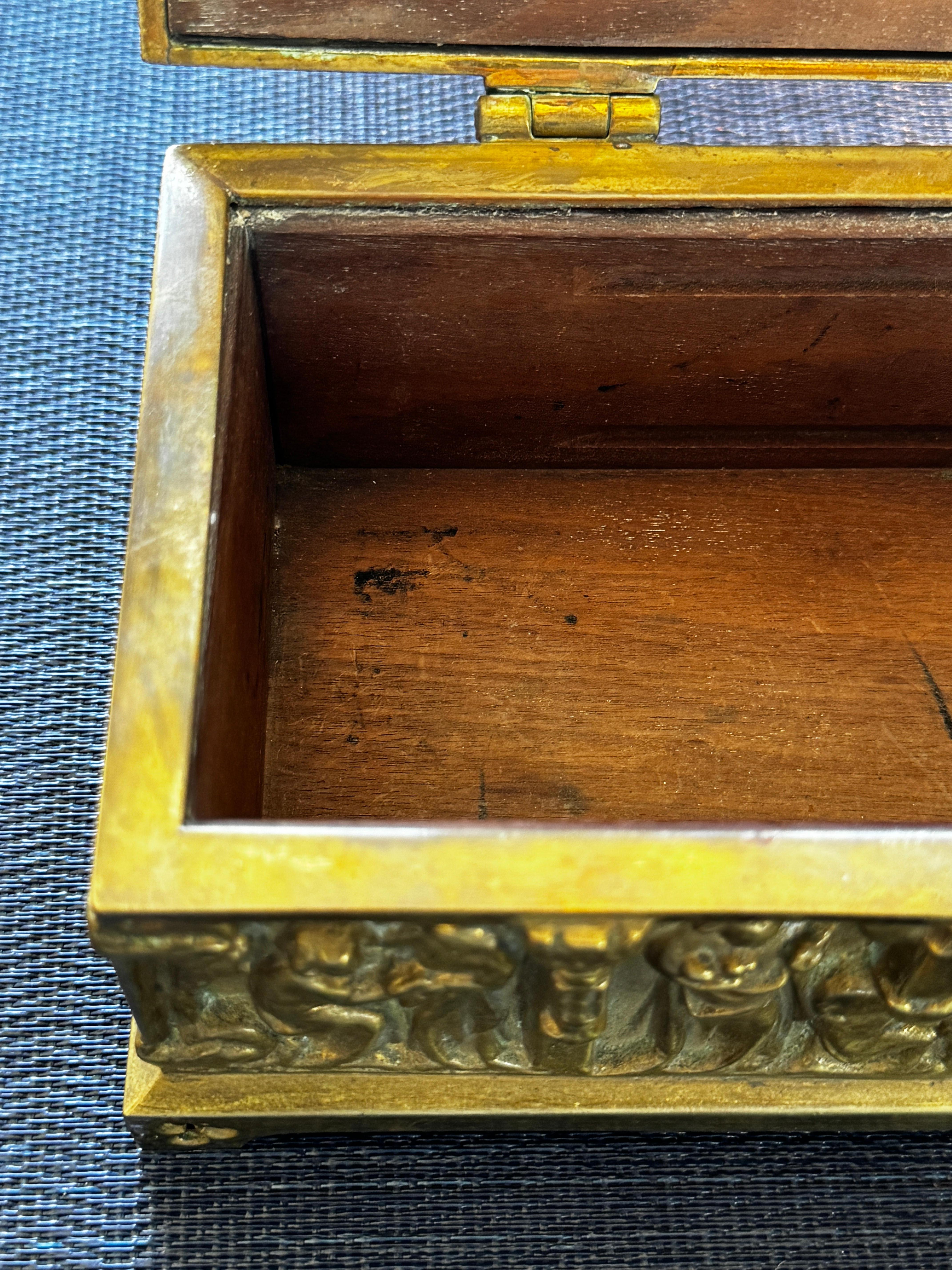 19th Century Gothic Style Bronze Reliquary Box With Repousse Figures For Sale 6