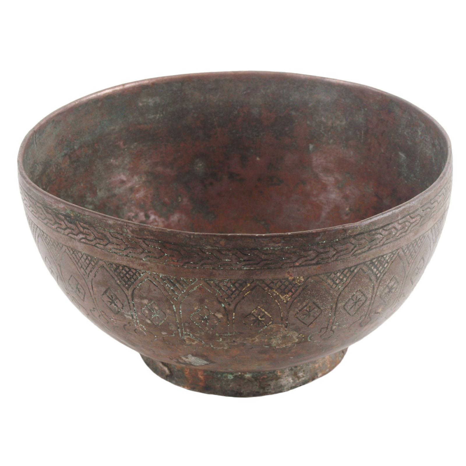 Hand-Crafted 17th Century Heavy Copper Bowls with Ladle Covered with Tin, Handmade