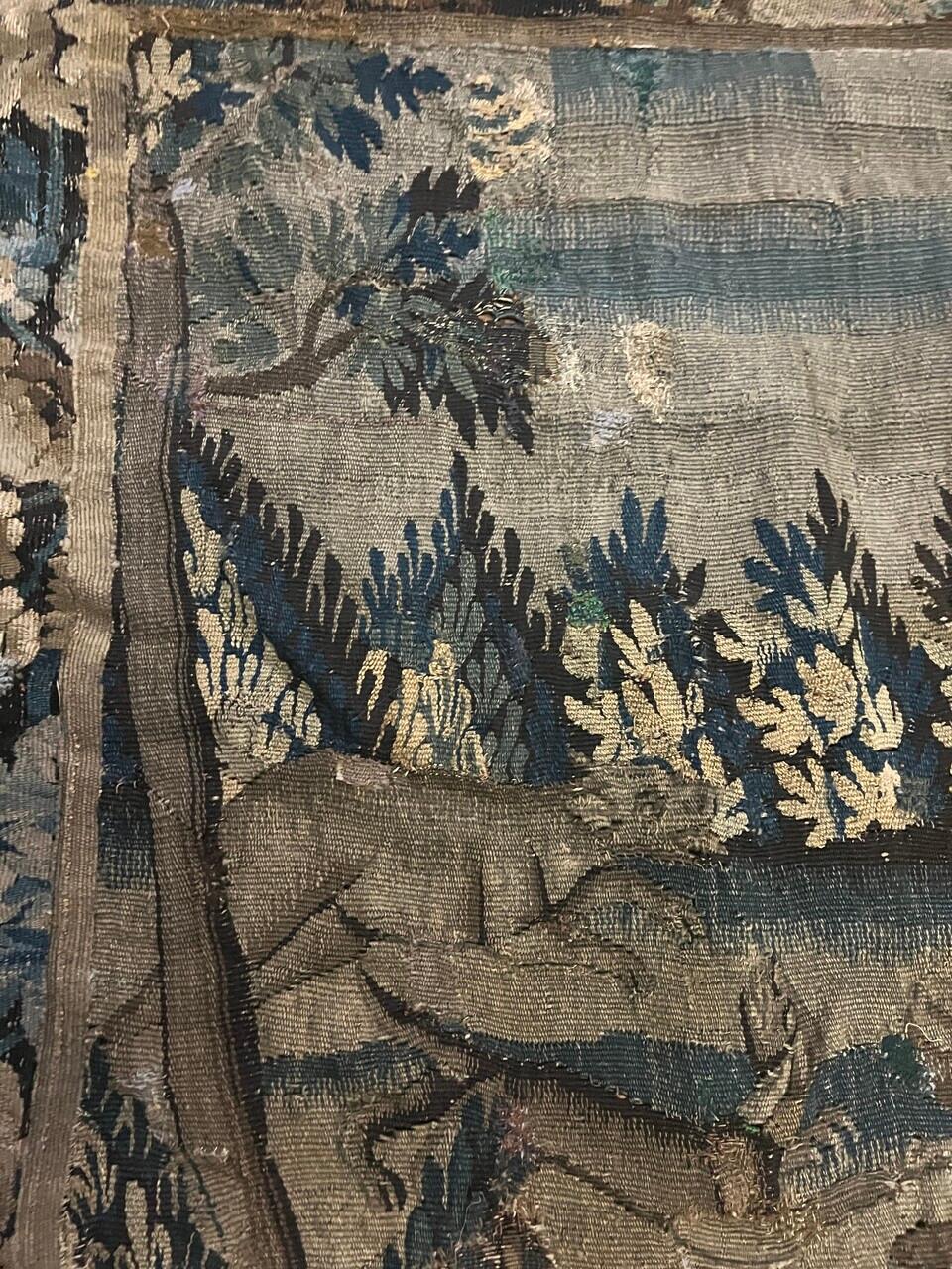 French 17th Century Hunt Scene Tapestry For Sale