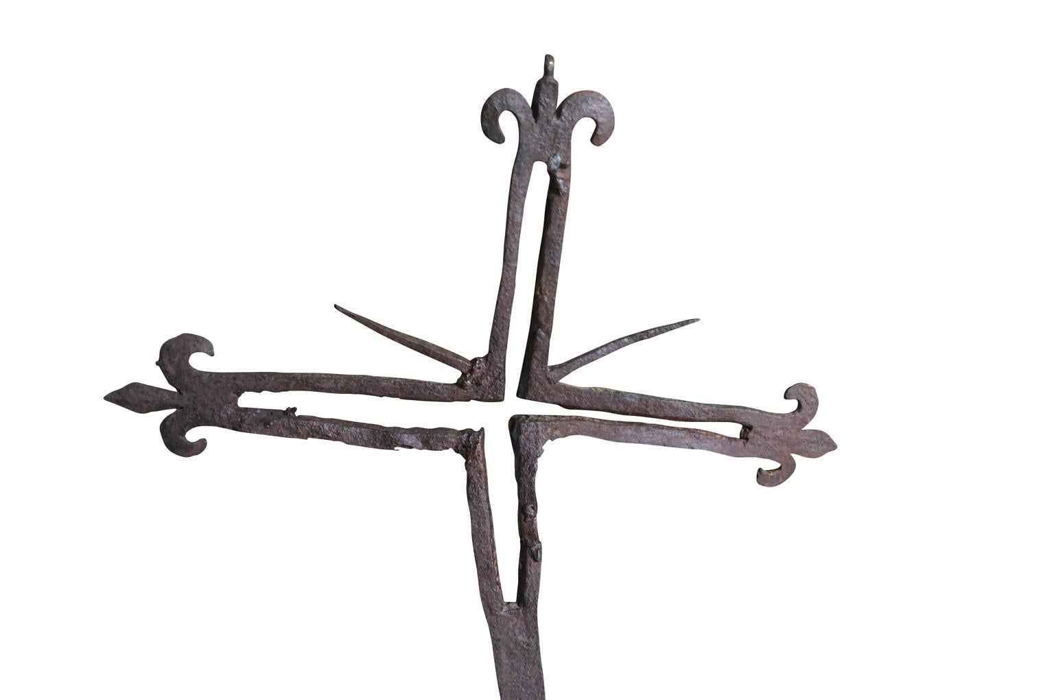 17th Century Iron Cross In Good Condition In Atlanta, GA