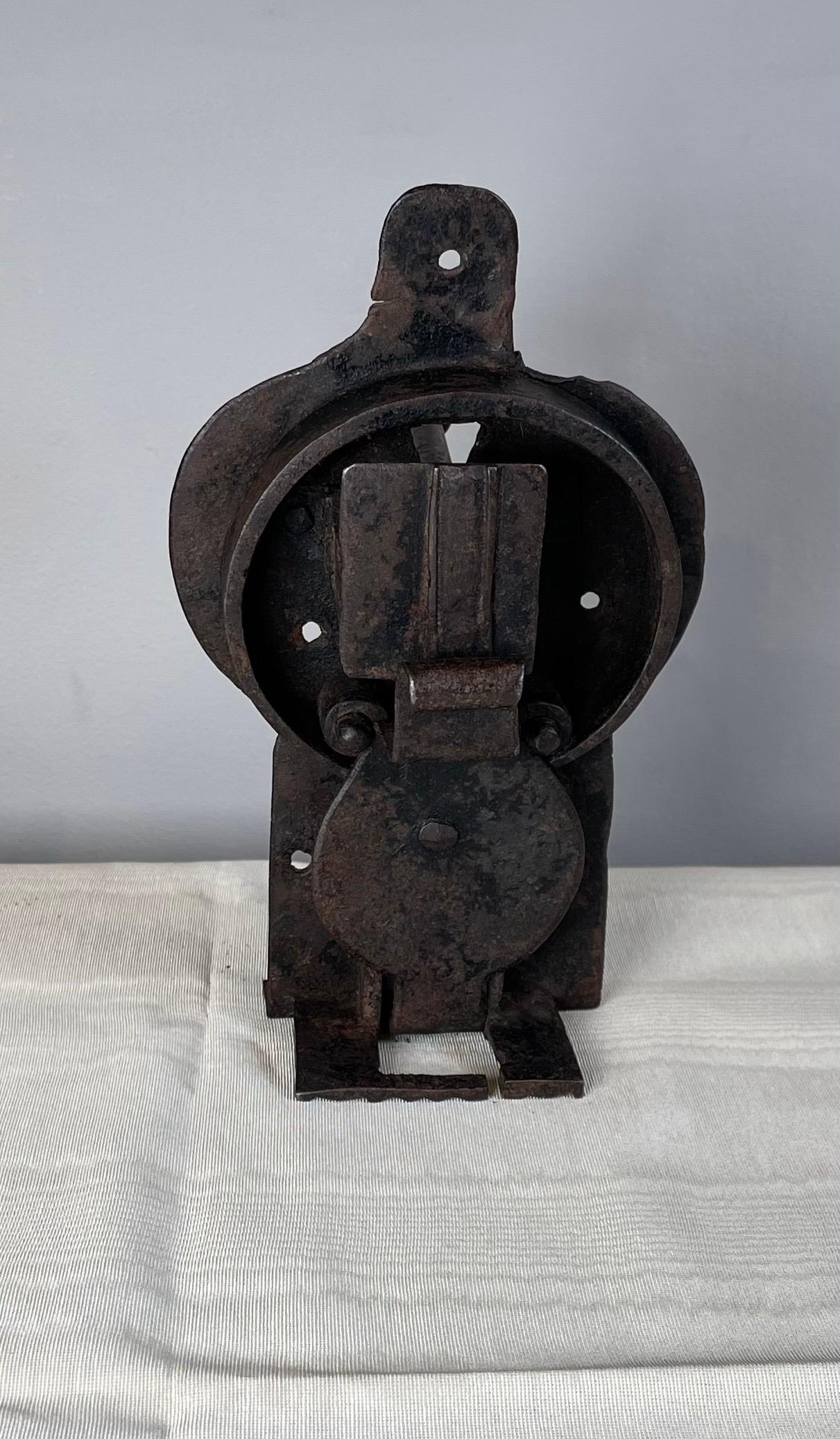 17th Century Iron Lock & Key  In Good Condition For Sale In New York, NY