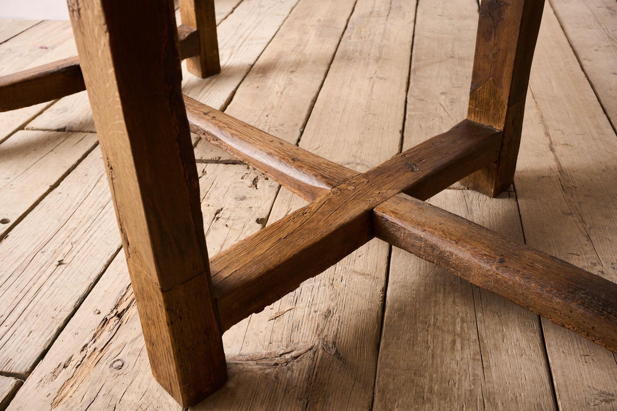 17th century Italian 6 legged console table For Sale 6