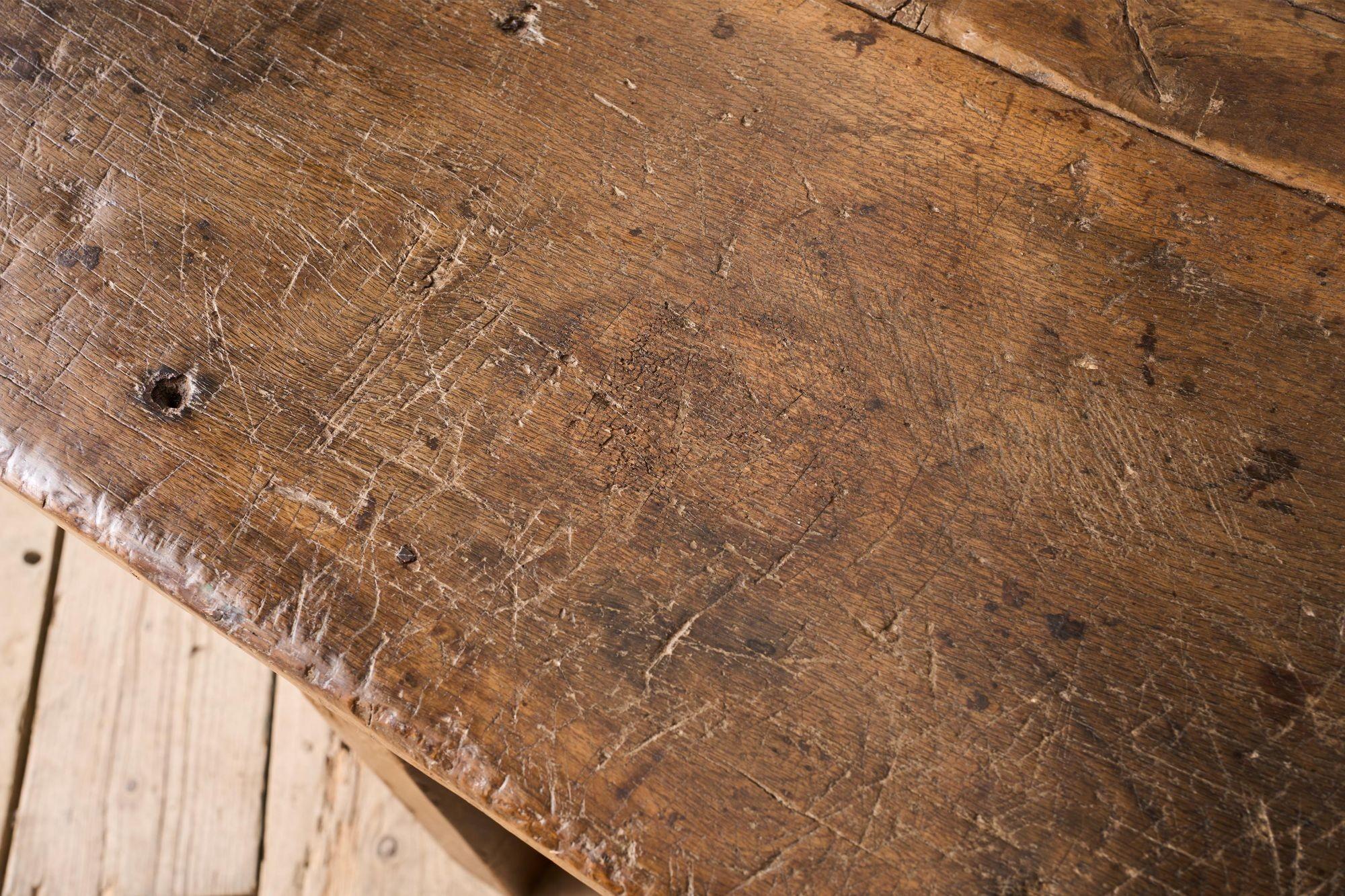 17th century Italian 6 legged console table 4