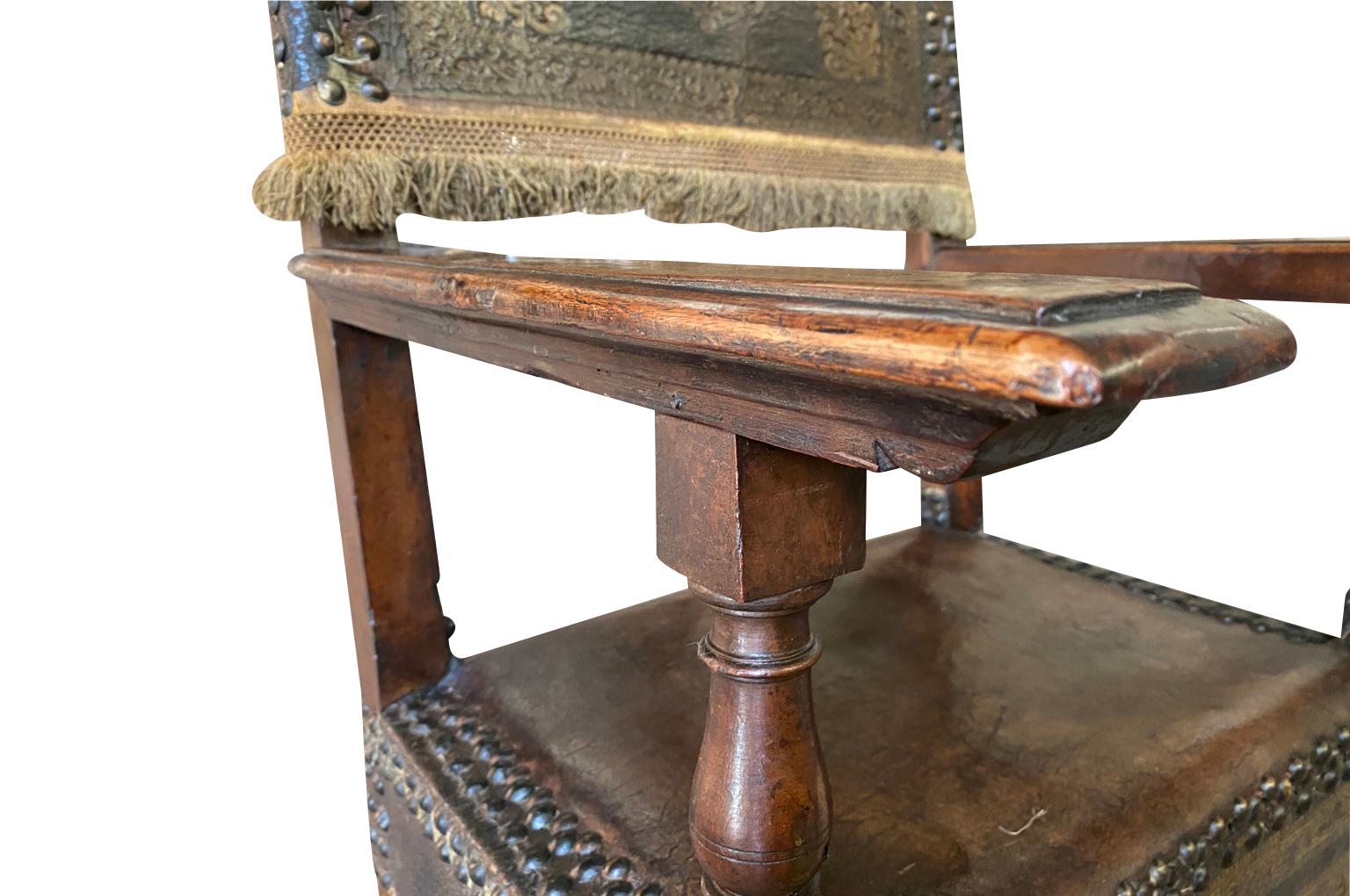 17th Century Italian Armchair For Sale 5